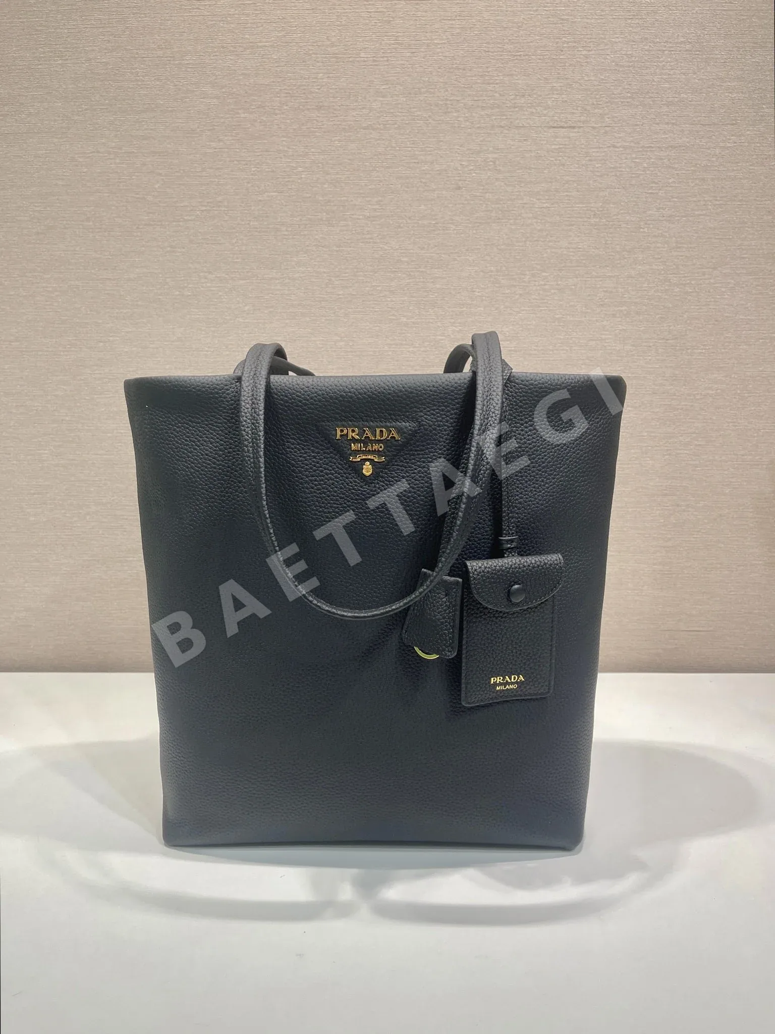 프라다 가방 1BG550