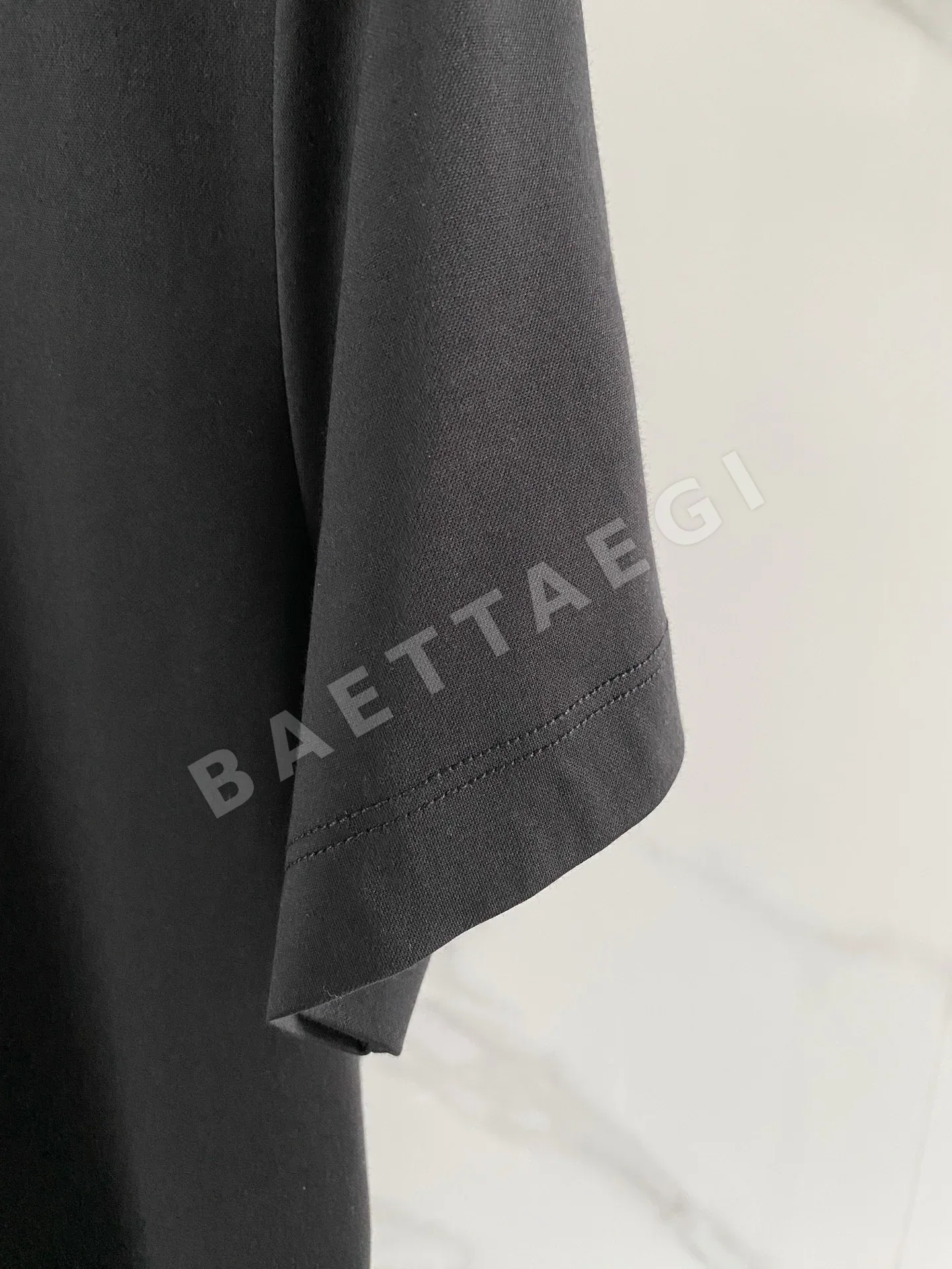 프라다 크루넥 남성 반팔 티셔츠 상세 이미지 6