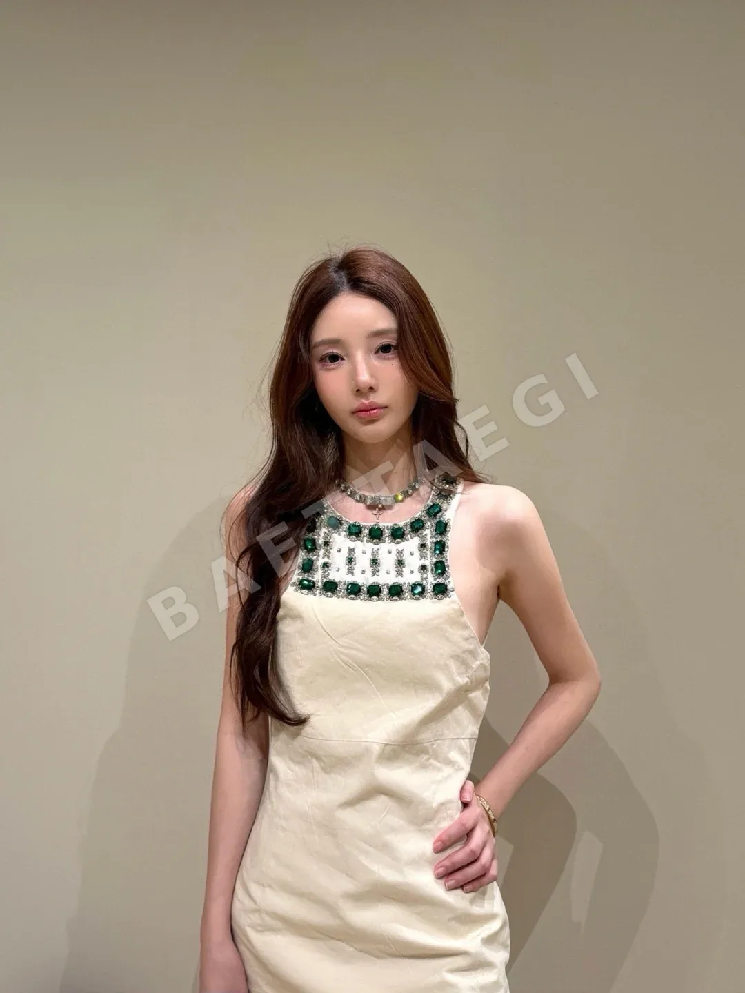 미우미우 라인스톤 장식 홀터넥 면 원피스 114794