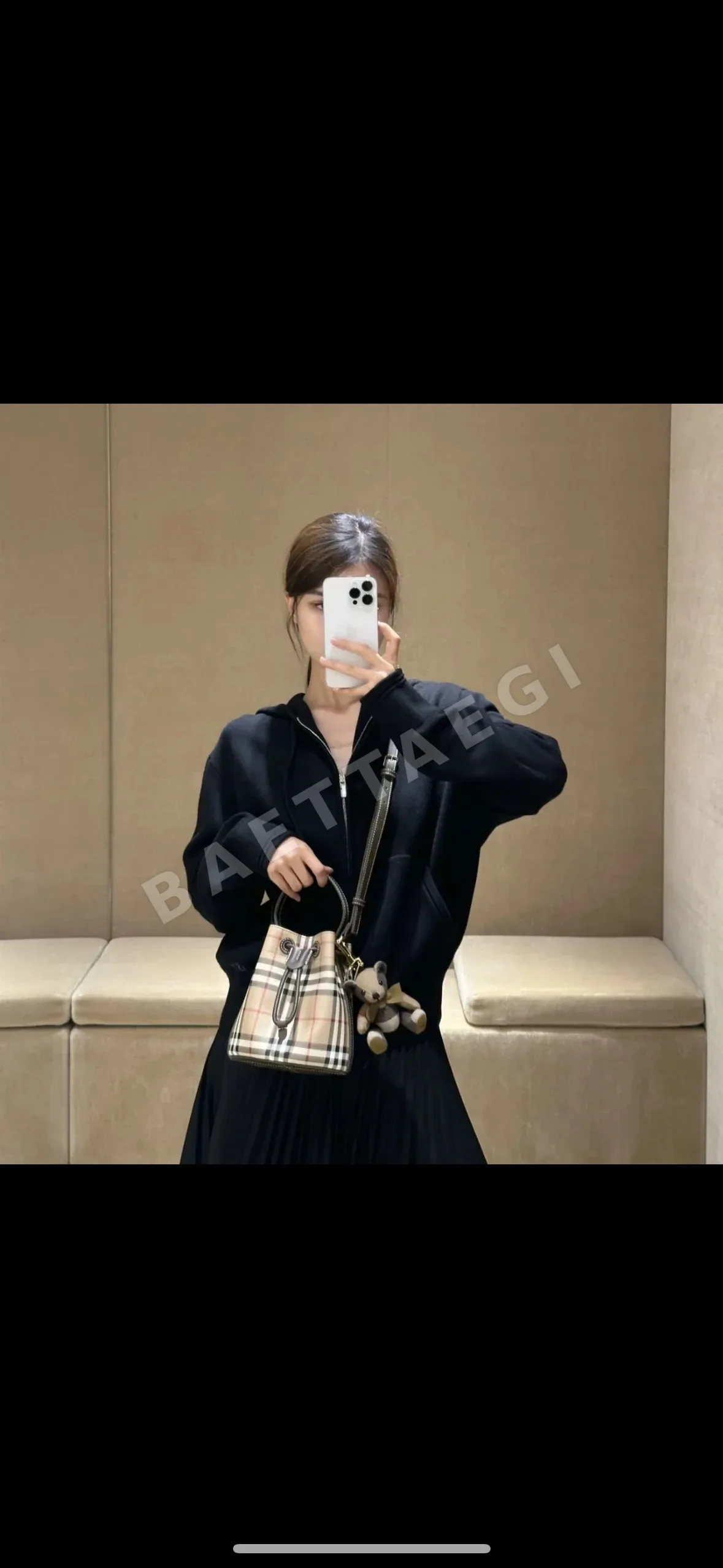 버버리 미니 버킷백 상세 이미지 5