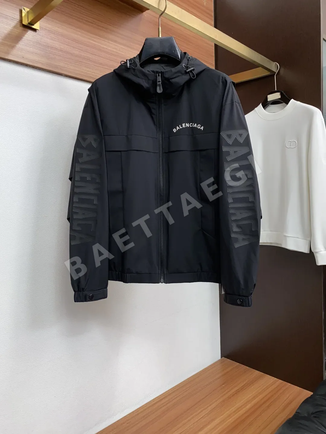 발렌시아가 남성 컬러 블록 자켓 169763