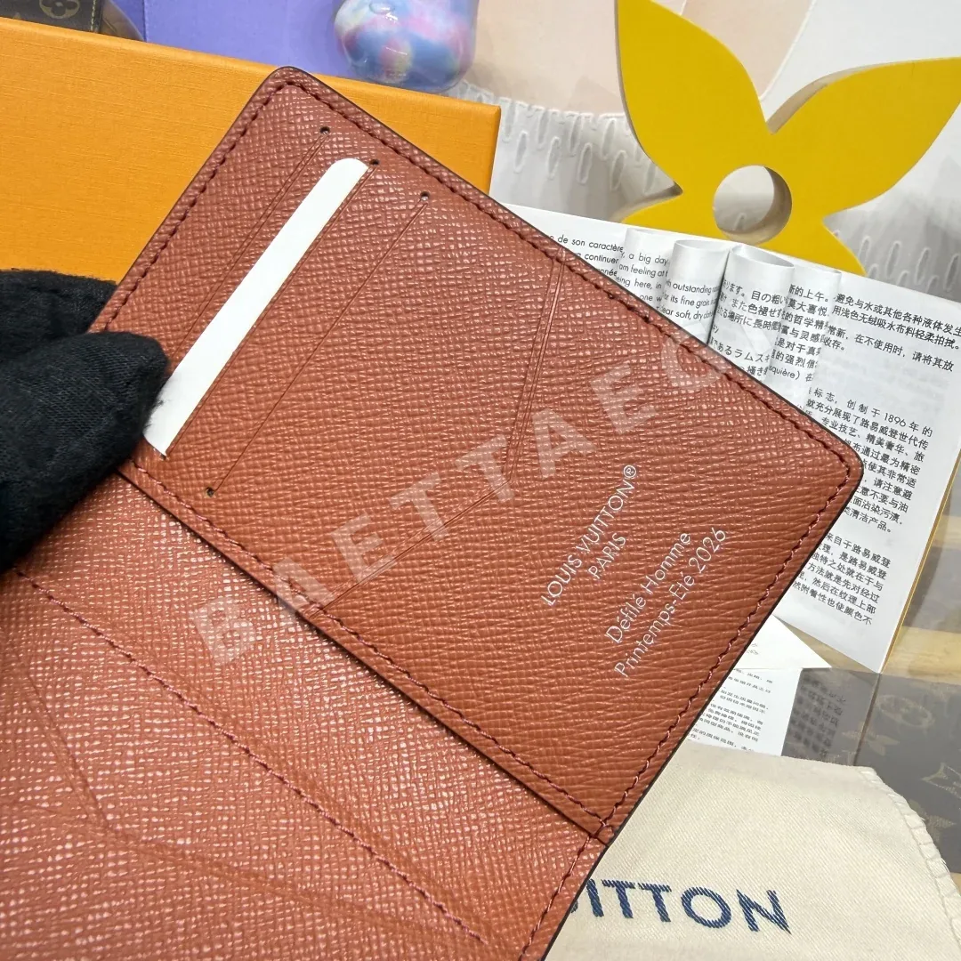 루이비통 그라데이션 모노그램 포켓 지갑 상세 이미지 7