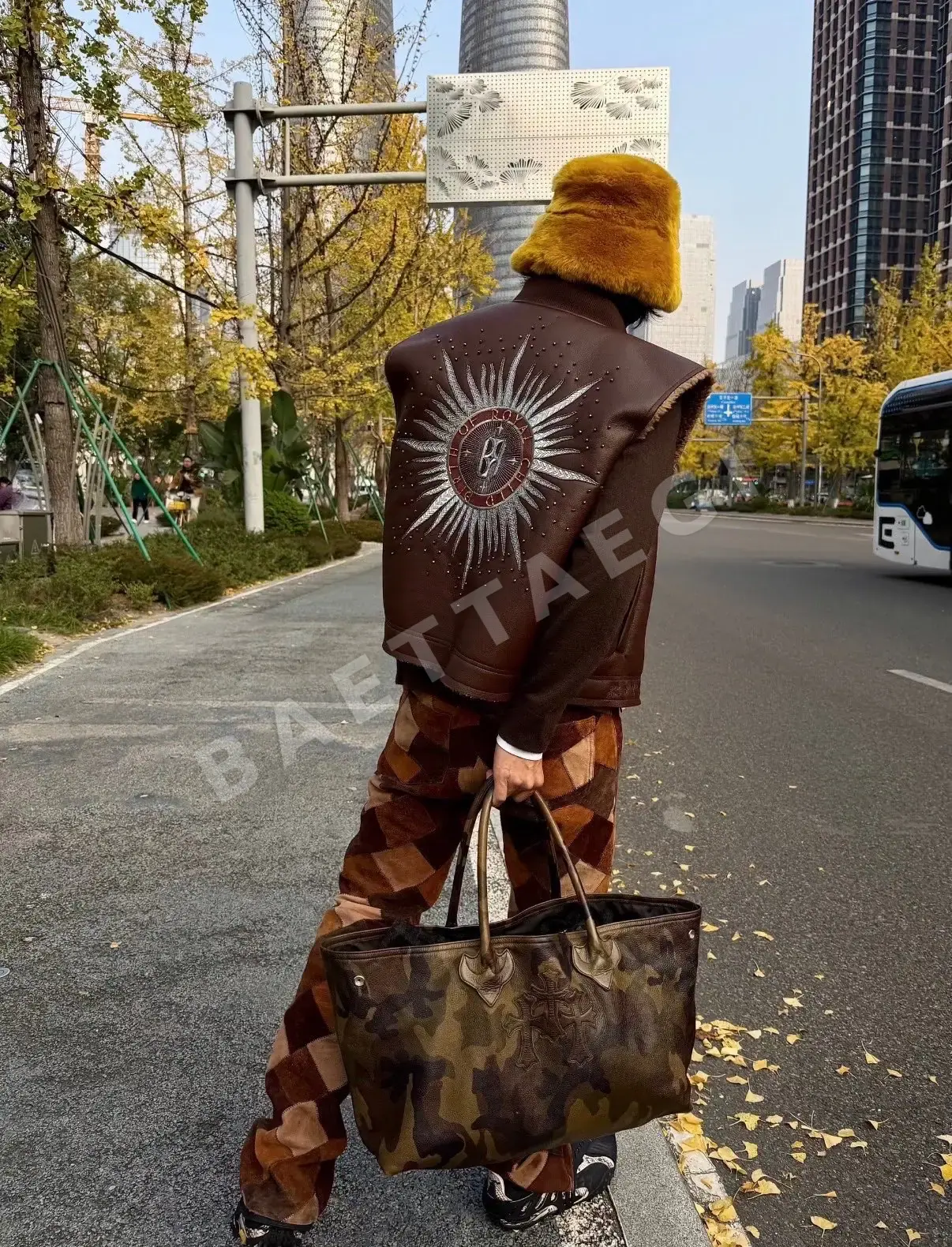 크롬하츠 카모플라주 스리 크로스 패치워크 가죽 토트백 상세 이미지 13