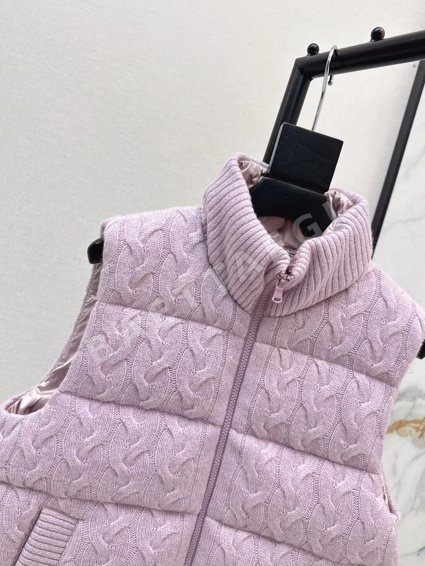 브루넬로쿠치넬리 카시미야 니트 다운 조끼 상세 이미지 4