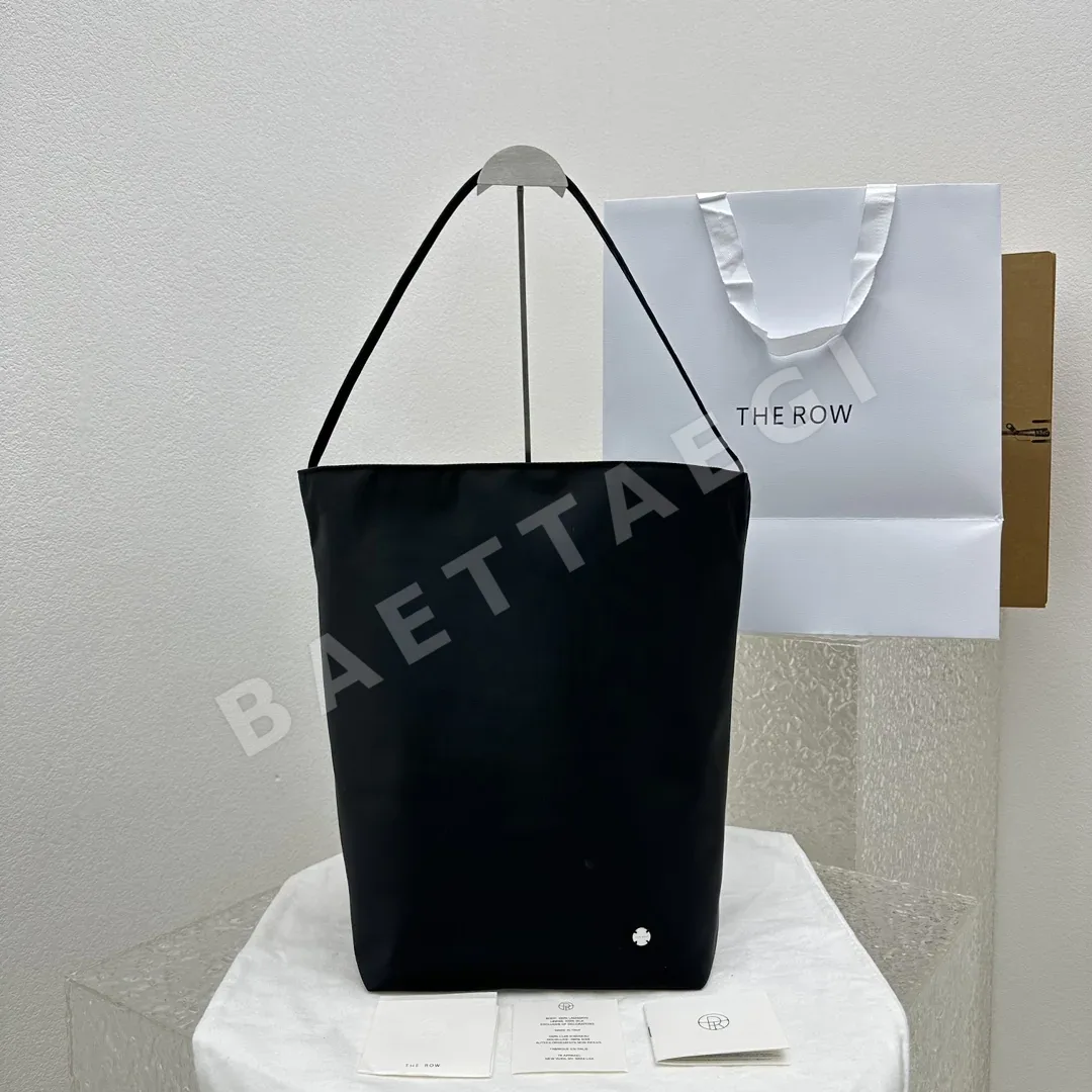 더로우 나일론 버킷 토트백 128566