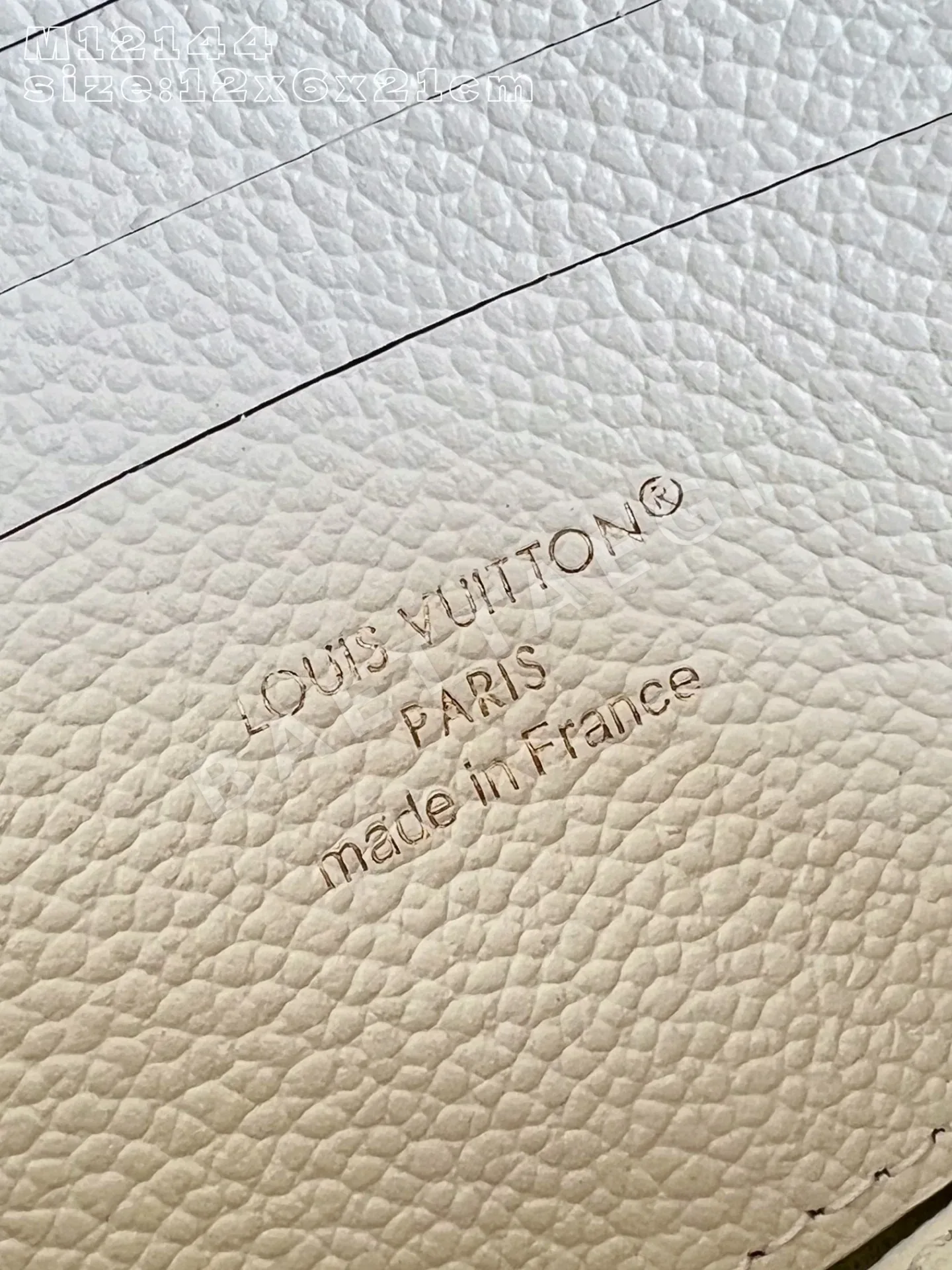 루이비통 M12144 그린 핸드백 나노 모노그램 앙프렝뜨 상세 이미지 9