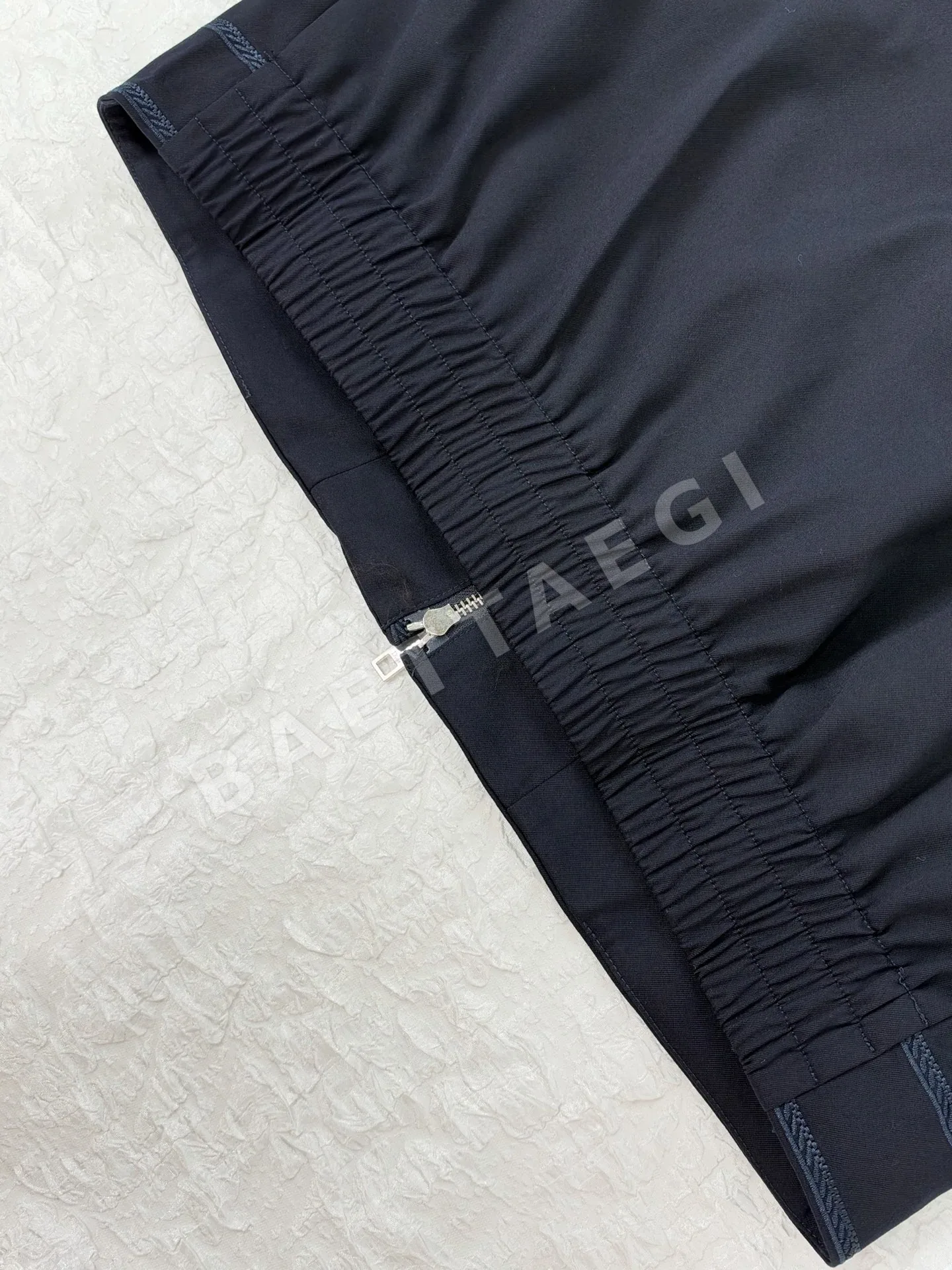 디올 톱스티치 자수 네이비 카라 자켓 상세 이미지 8