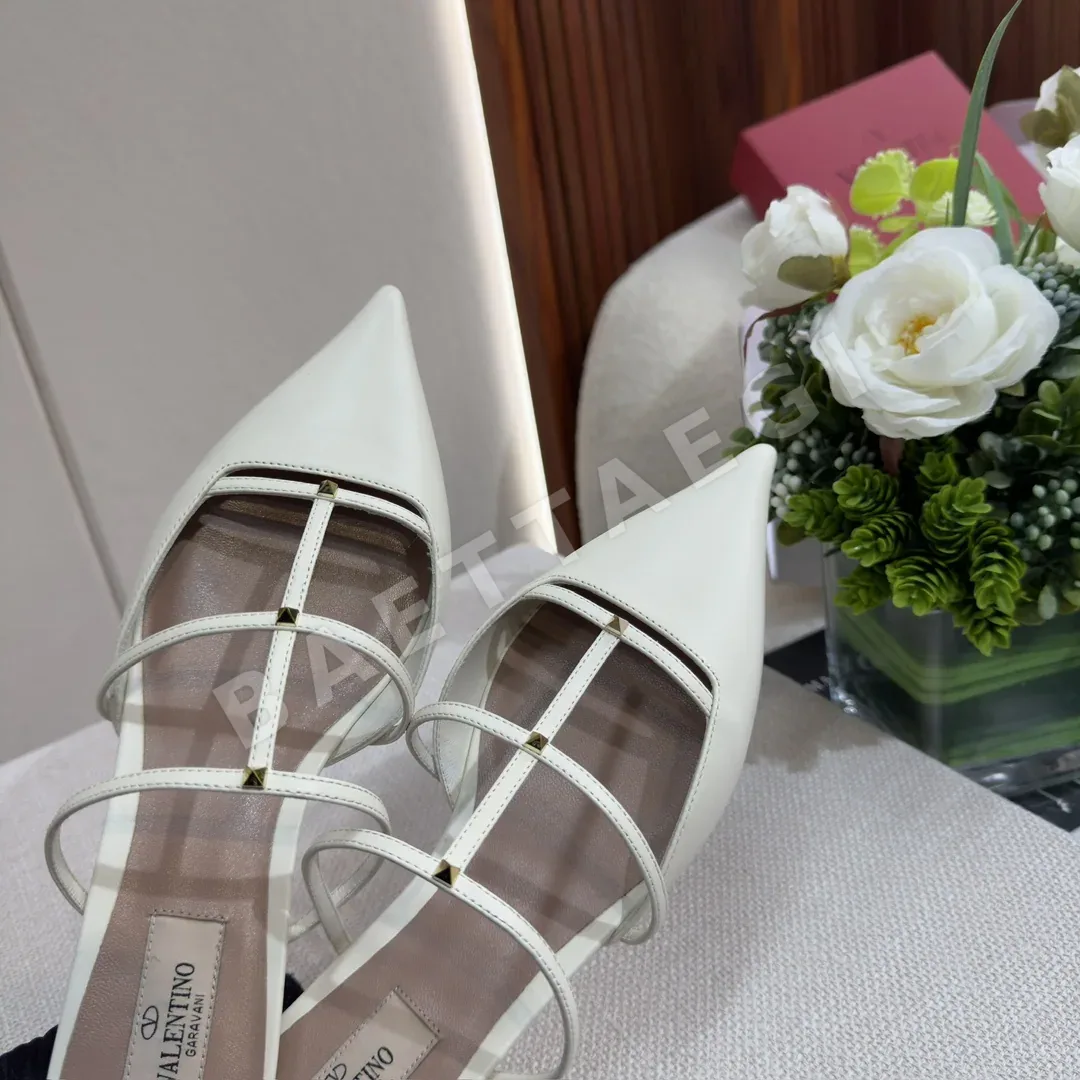 발렌티노 가라바니 락스터드 위스피 마이크로힐 뮬 상세 이미지 9