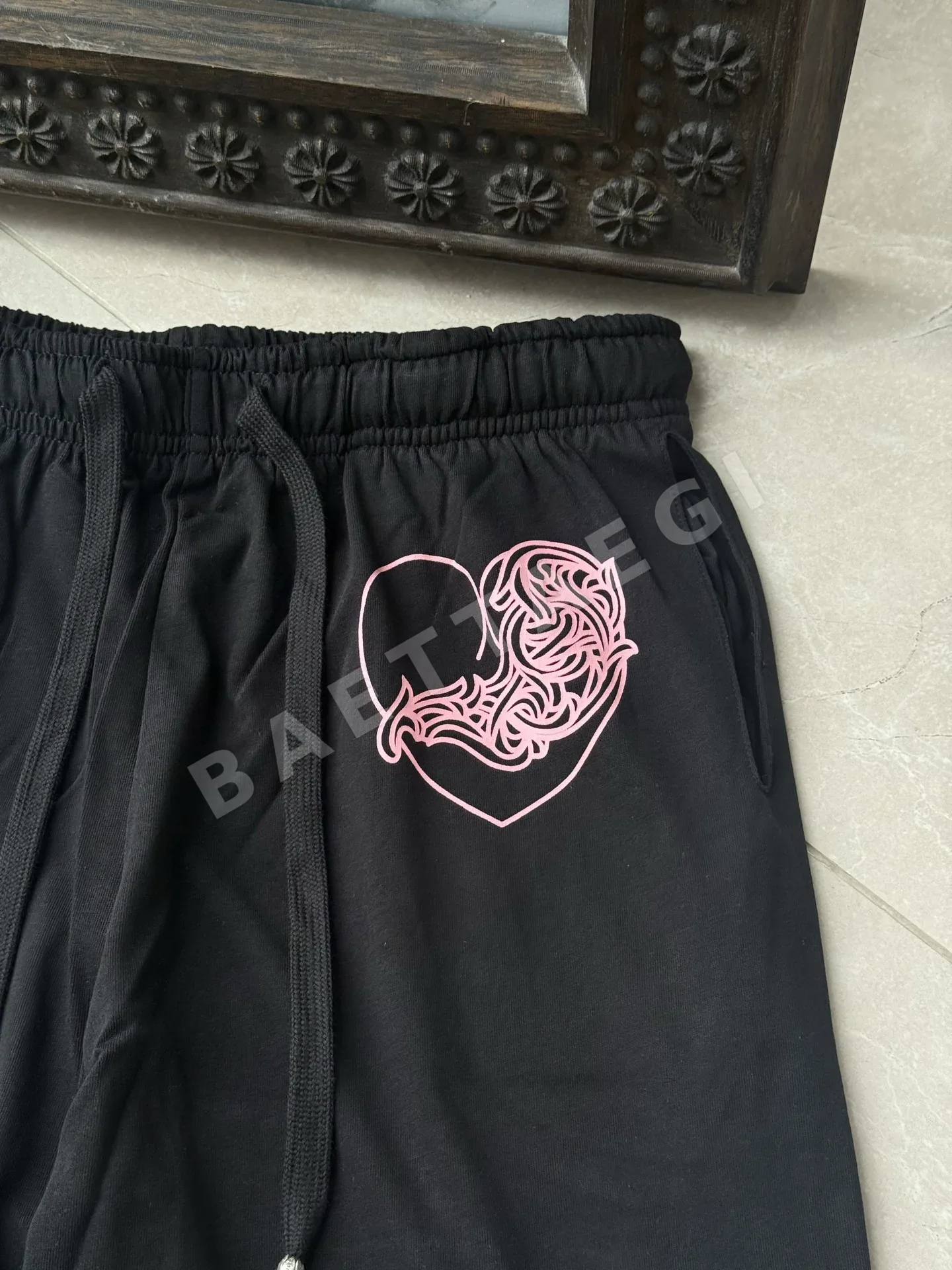 크롬하츠 데드리드올 그래피티 블랙 바지 상세 이미지 3