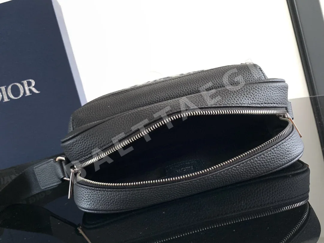 디올 라이더 2.0 지퍼 록 메신저 가방 상세 이미지 8