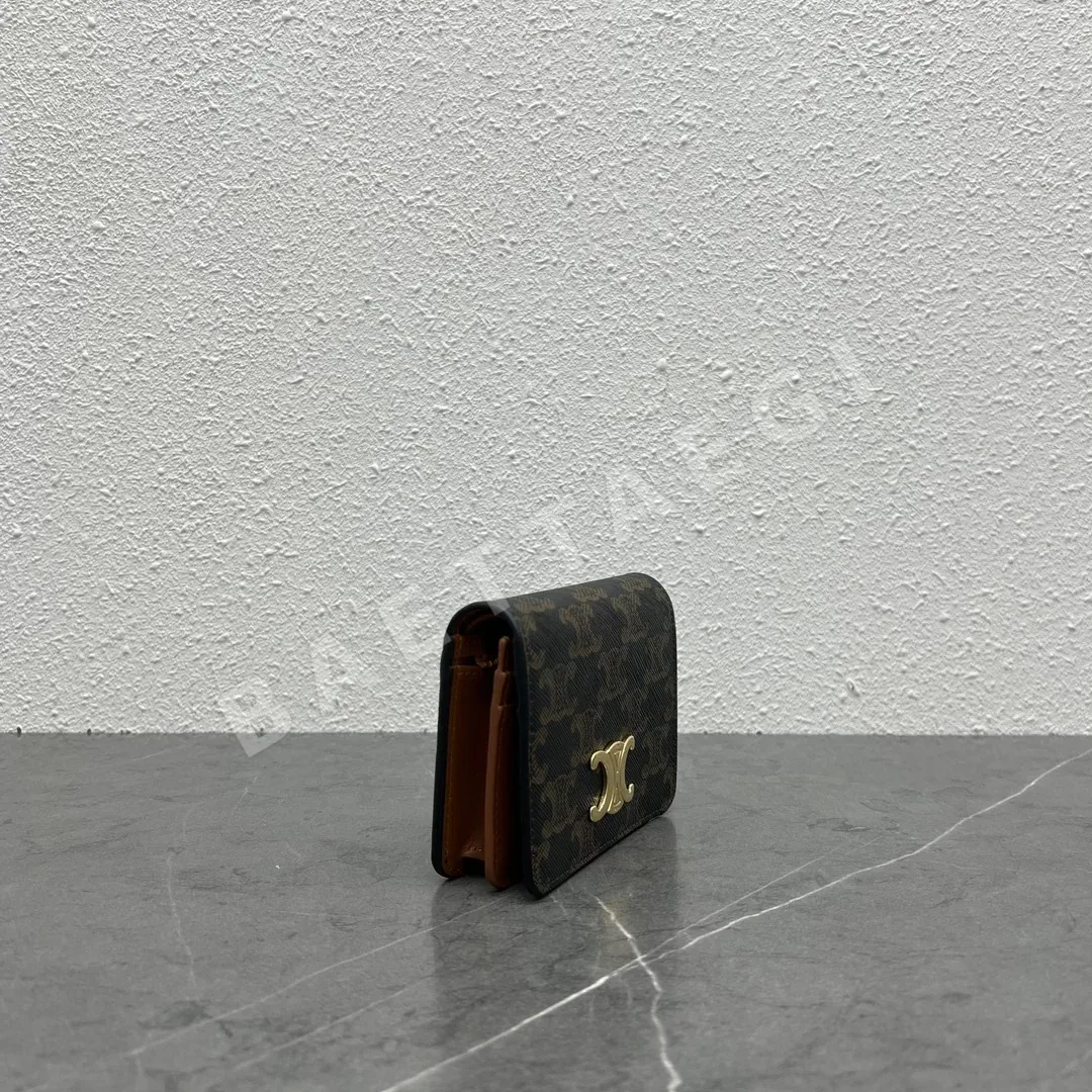 셀린느 TRIOMPHE 개선문 스냅 숏 지갑 상세 이미지 2