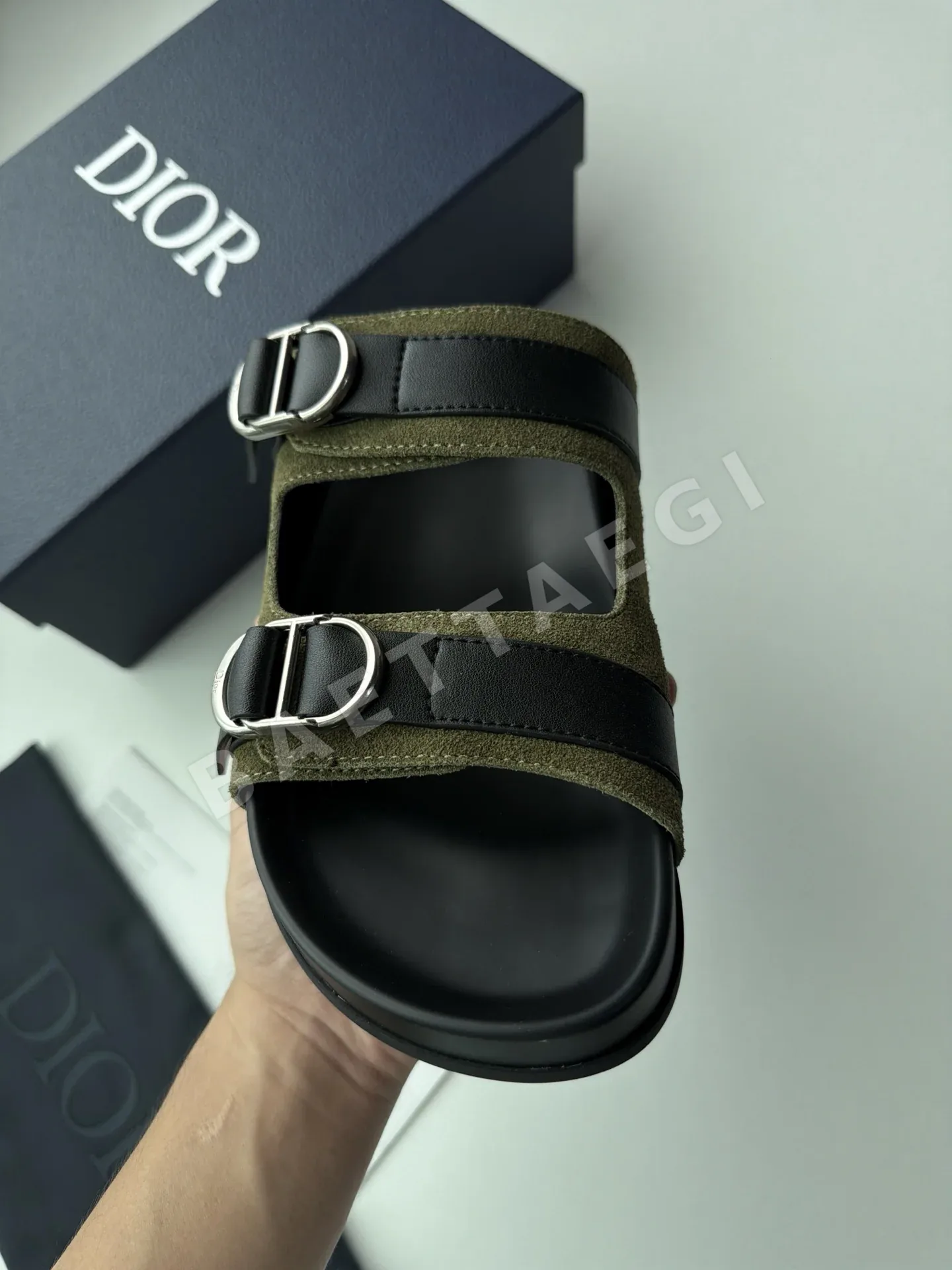 디올 D-오르 아쿠아 샌들 상세 이미지 5