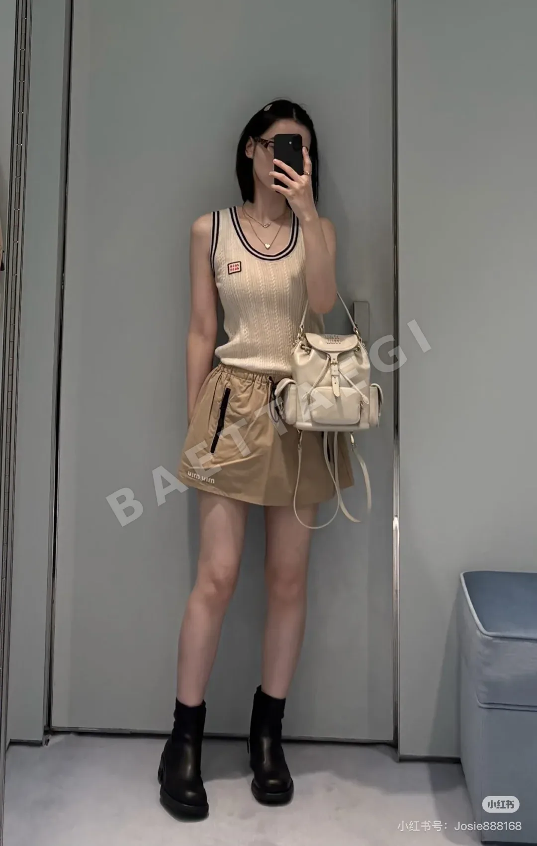 미우미우 카키 컬러 스탠드카라 긴팔 재킷 상세 이미지 9