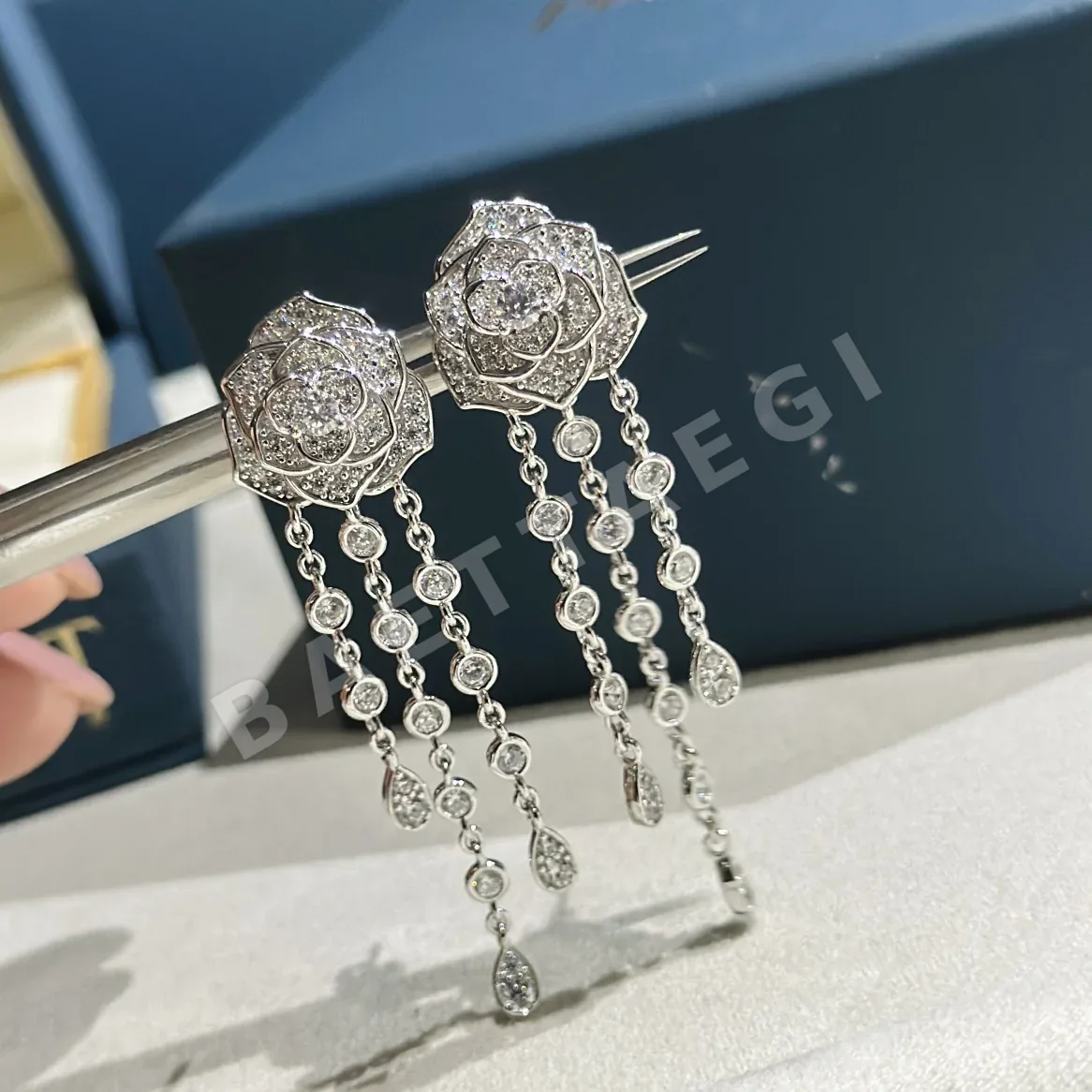 피아제 귀걸이 71663 Piaget Earrings