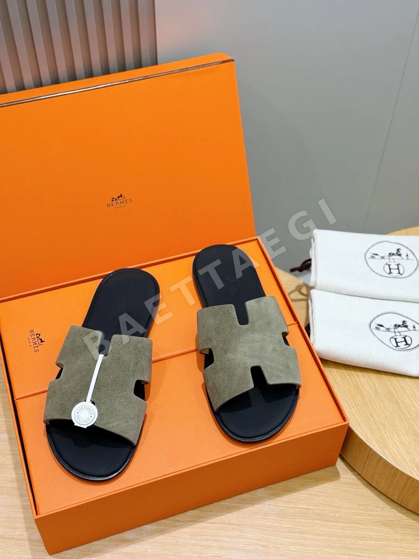 에르메스 이즈미르 샌들 155891