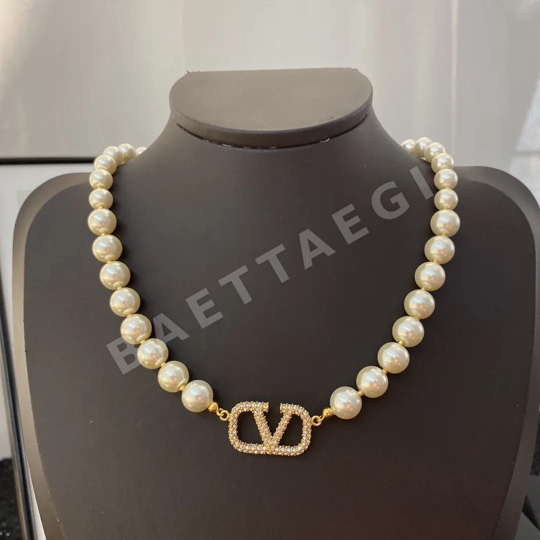 발렌티노 목걸이 63543 Valentino Necklace
