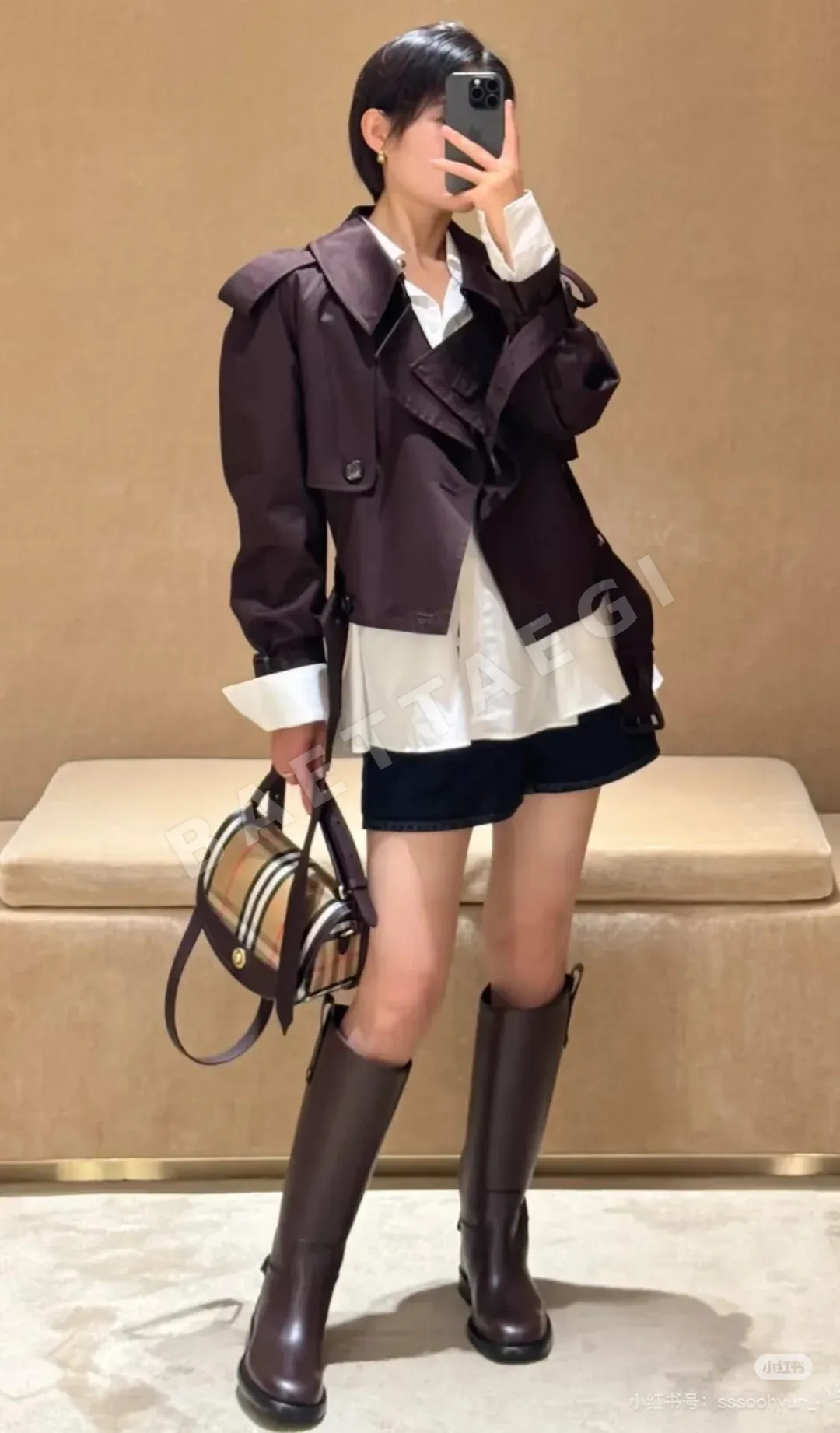 버버리 클래식 체크 린넨 코팅 가방 상세 이미지 6