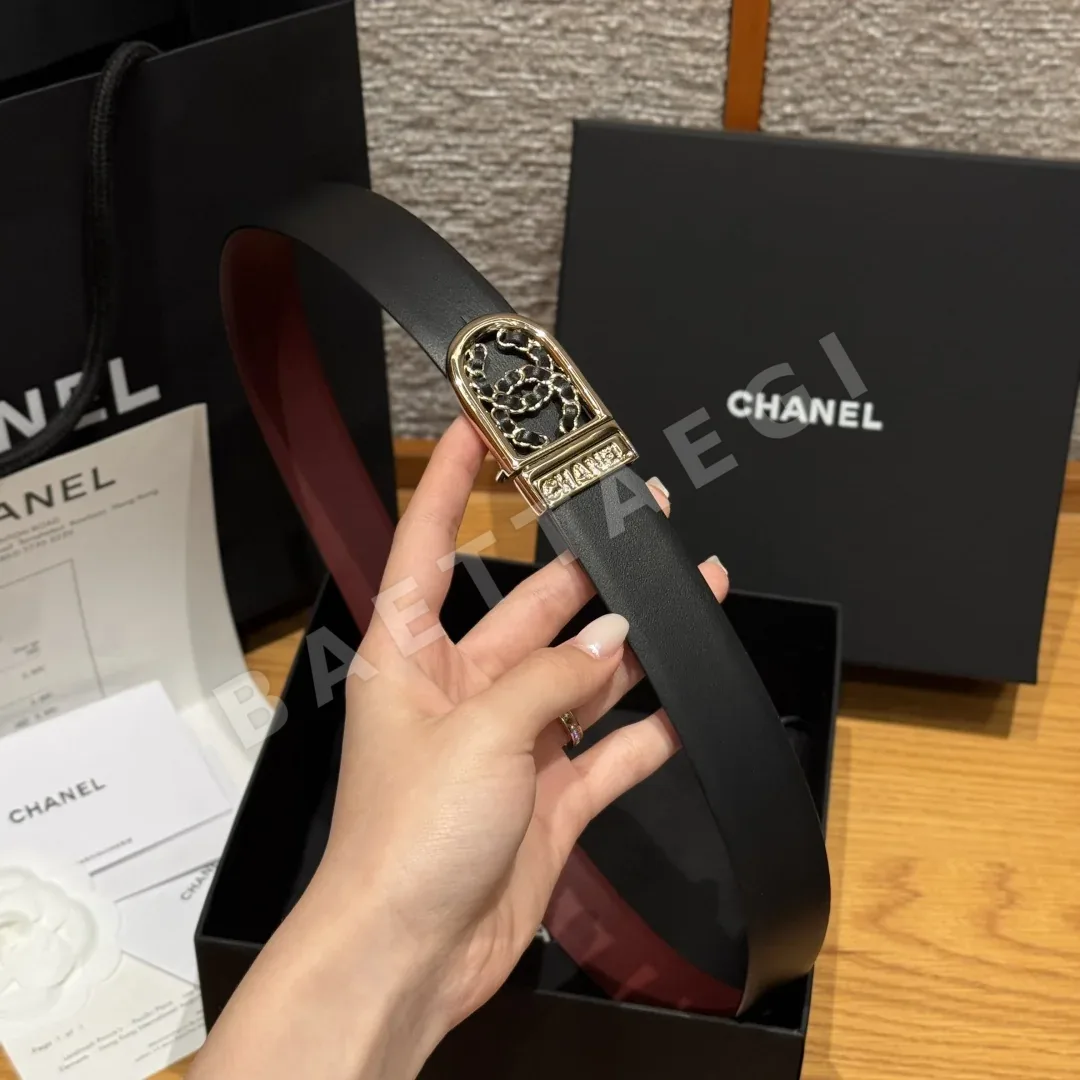 샤넬 양면 소가죽 더블 C 로고 벨트 상세 이미지 5