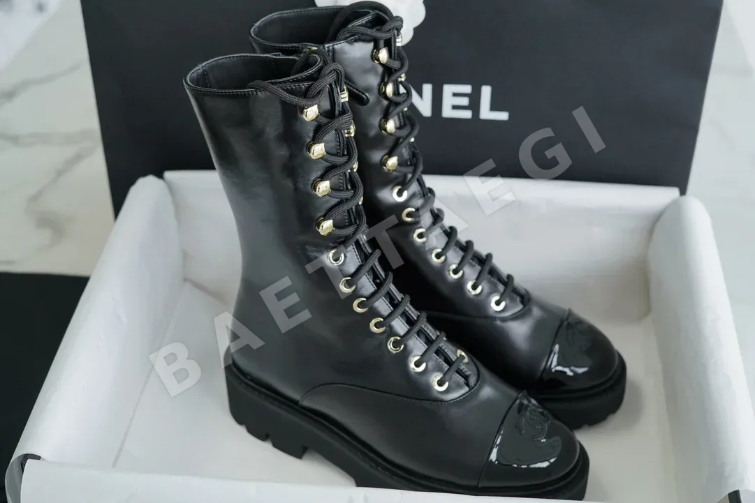 샤넬 블랙 레이스업 부츠 3428 상세 이미지 4