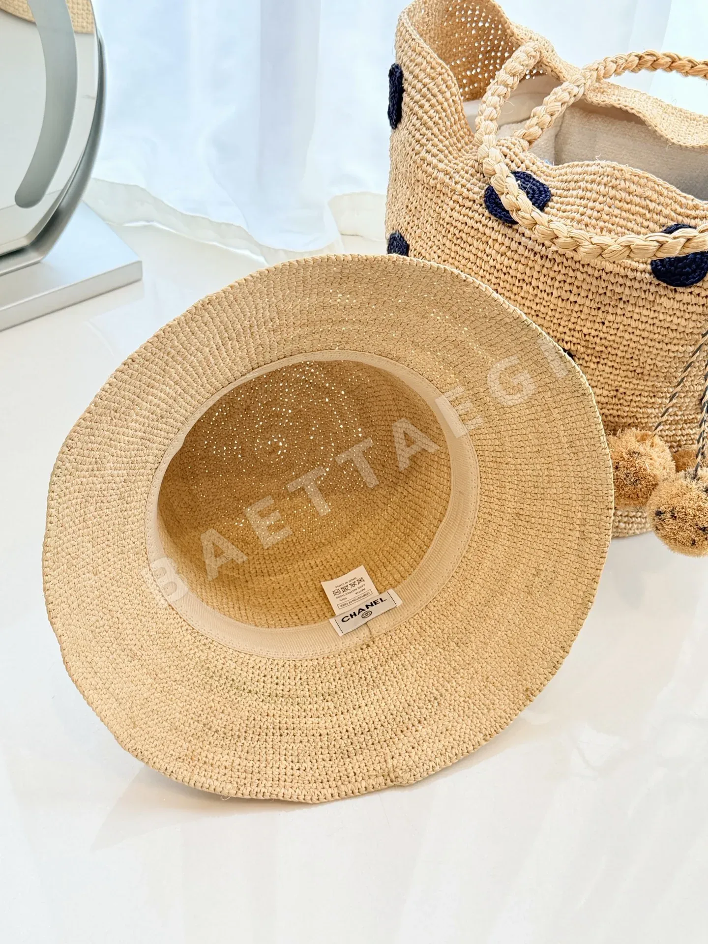 샤넬 라피아 크리스탈 장식 선햇 상세 이미지 8