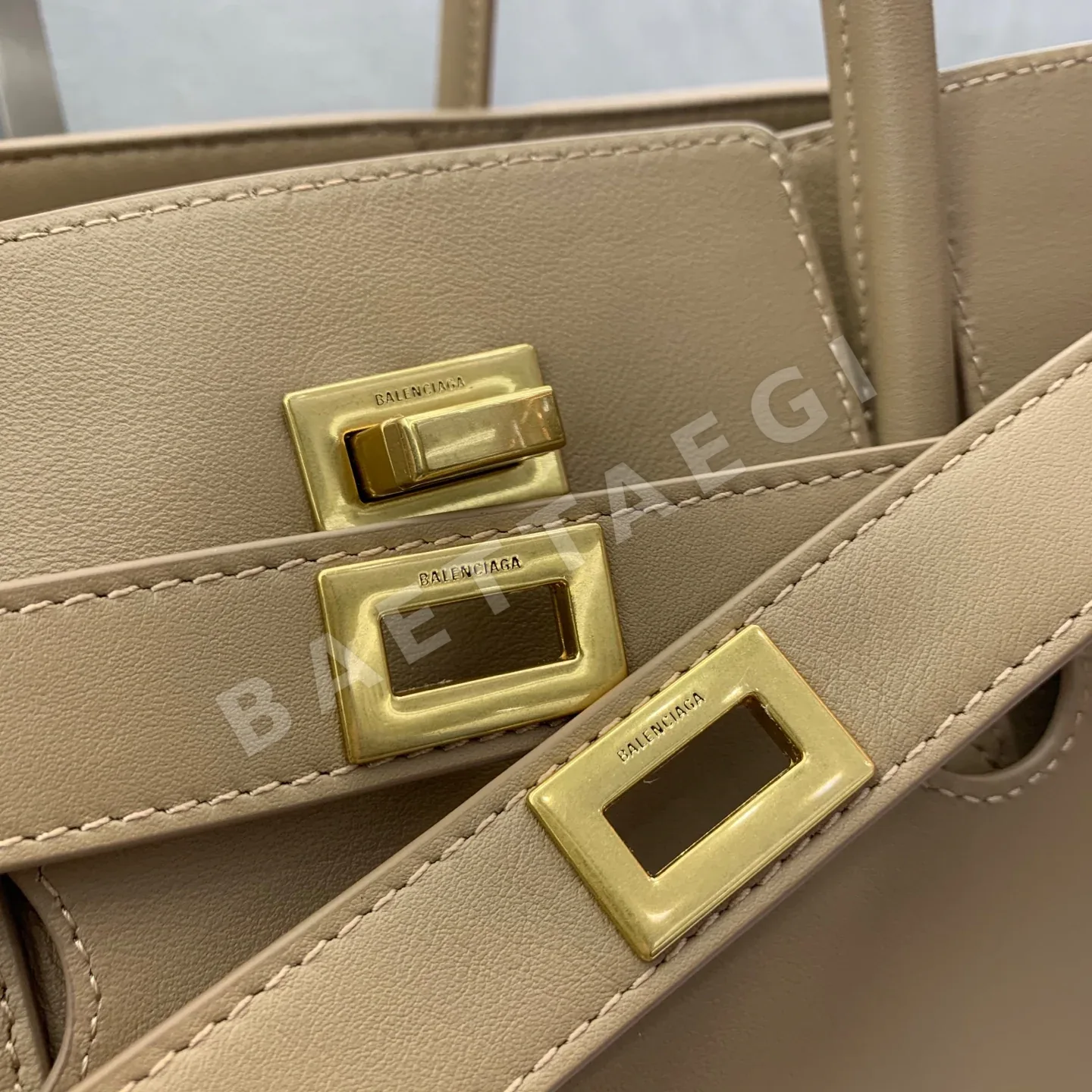 발렌시아가 벨 에어 미디엄 핸드백 상세 이미지 7