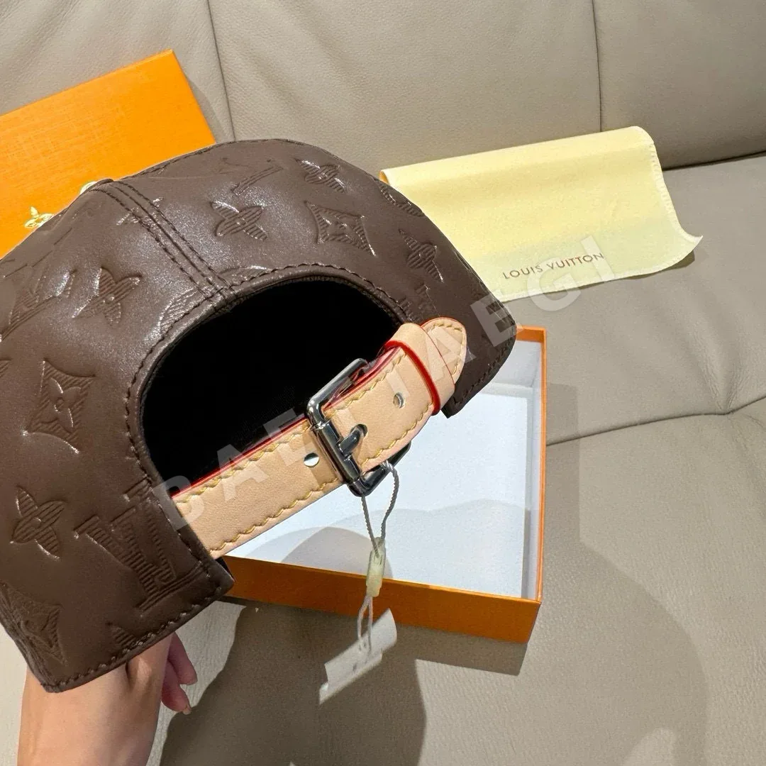 루이비통 천연가죽 프린트 버클 조절 야구모자 상세 이미지 6