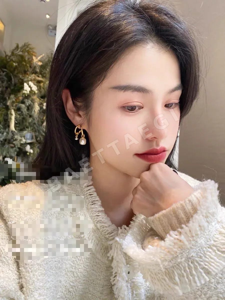 비비안웨스트우드 새턴 귀걸이 상세 이미지 3