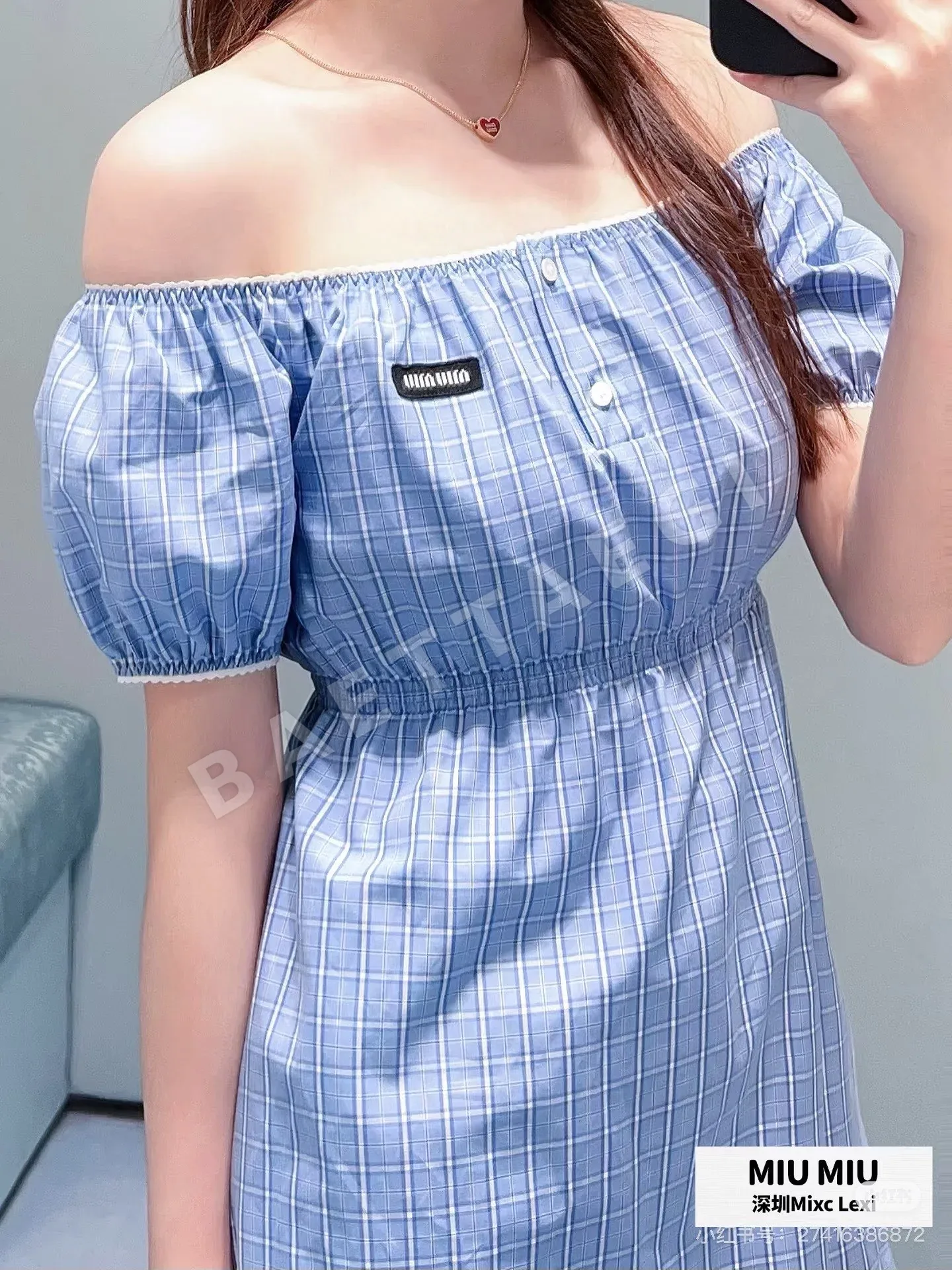 미우미우 여성 화이트 블루 체크 원피스 레플리카 상세 이미지 6