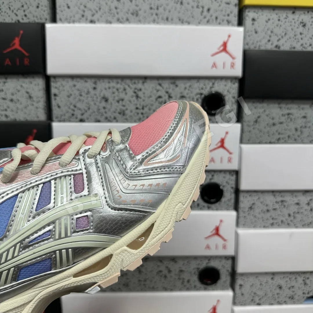 아식스 [LZ] 젤 카야노 14 1202A516-700 200581 Asics Gel-Kayano 14 Baked Pink Cream 상세 이미지 4