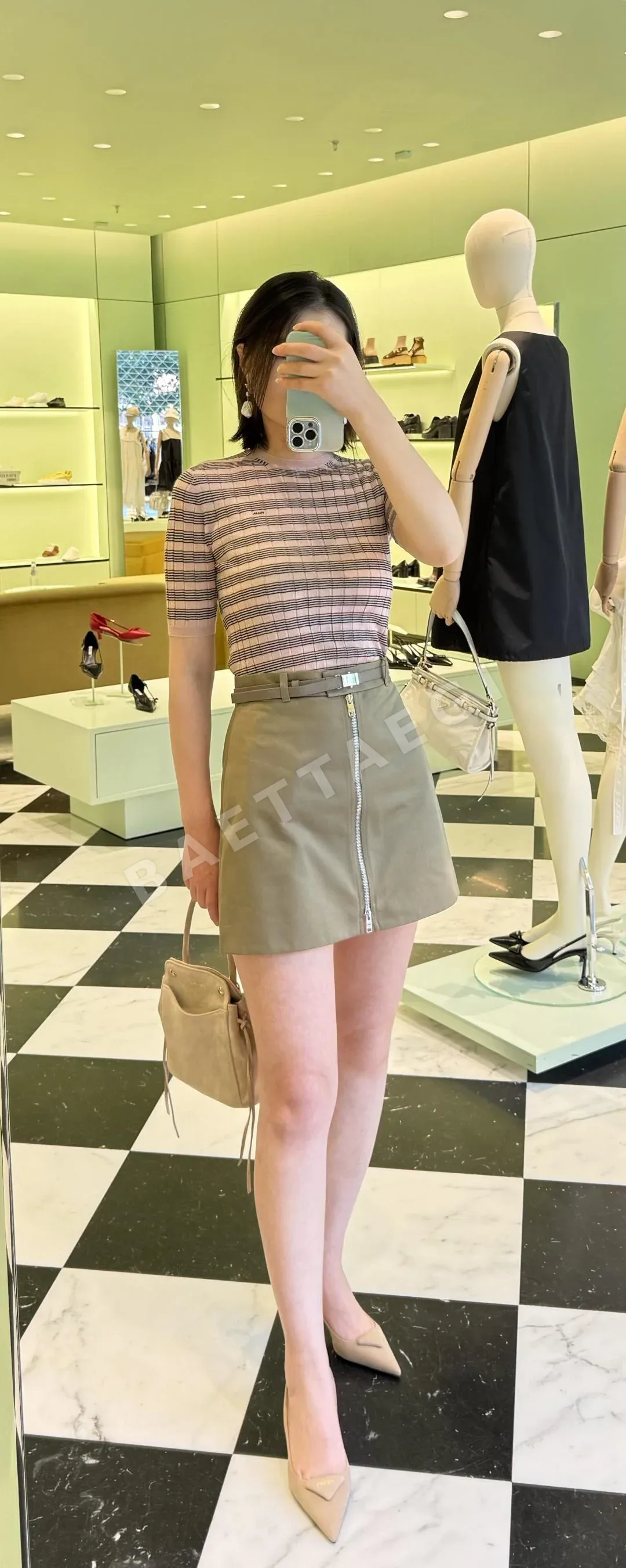 프라다 여성 반팔 티셔츠 상세 이미지 2
