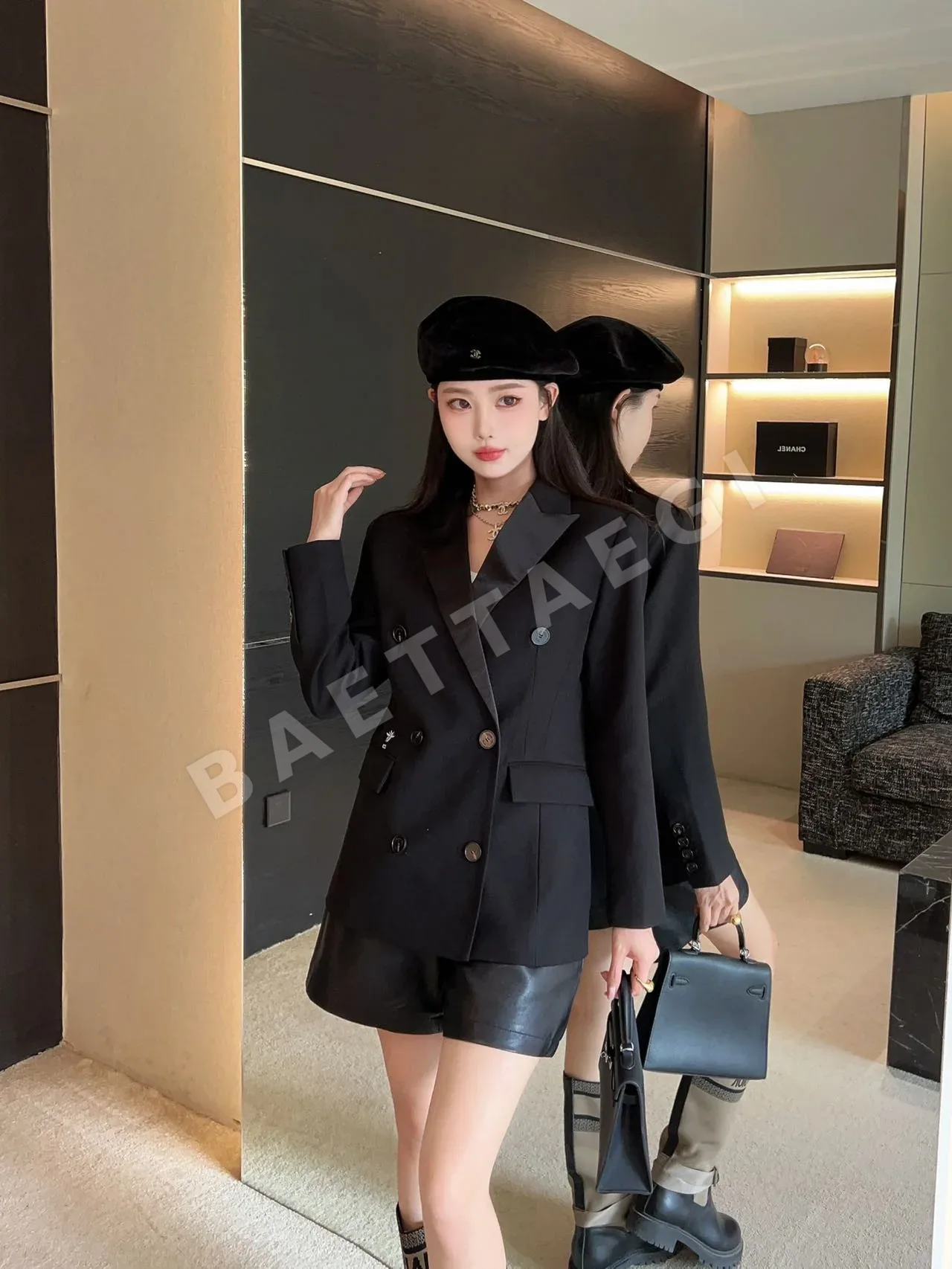 디올 깃털 카라 배색 더블버튼 여성 자켓 93333