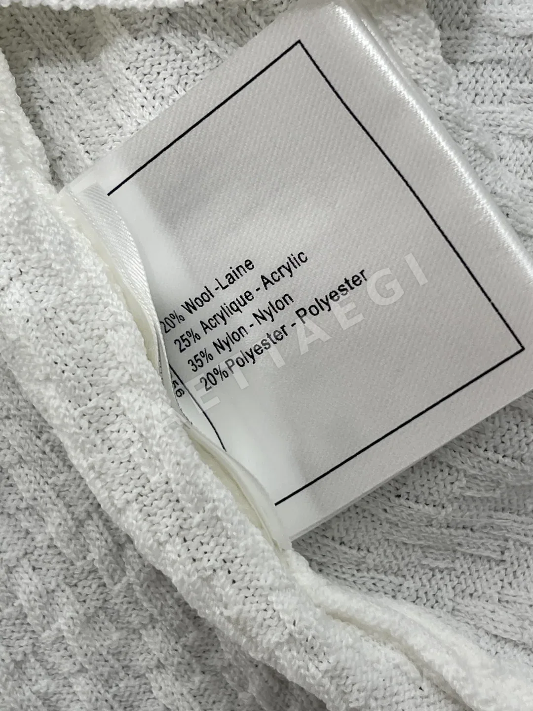 샤넬 크루넥 더블 C 자수 반팔 니트 탑 상세 이미지 9