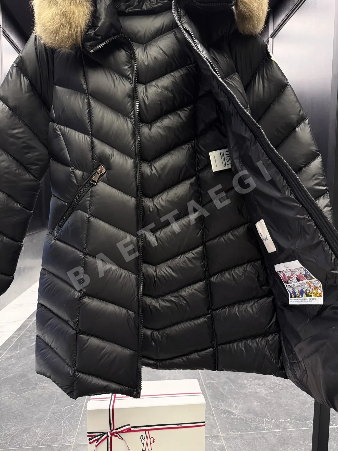 몽클레르 풀마러스 롱 다운 패딩 상세 이미지 6