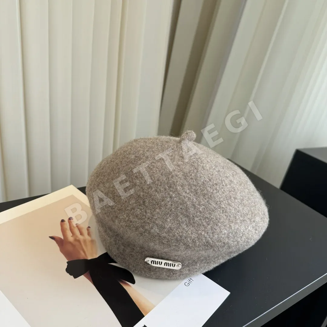 미우미우 모자 185843 Miu Miu Cap 상세 이미지 3