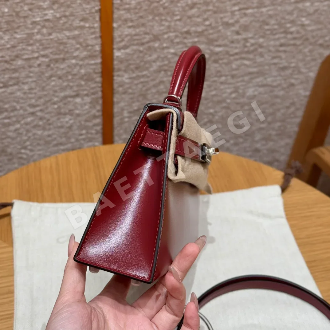 에르메스 미니 켈리 레드 본가죽 가방 상세 이미지 4