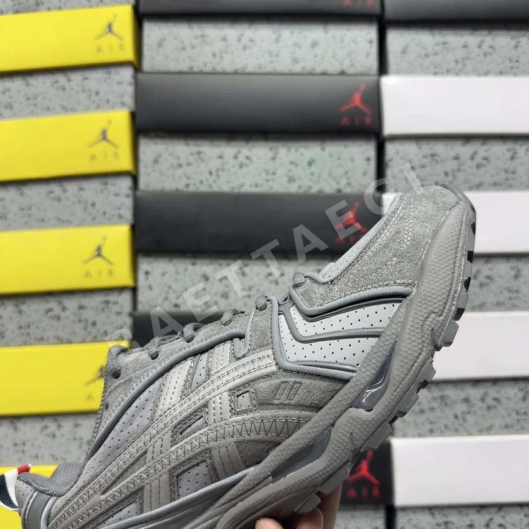 아식스 [TOP] 젤 카야노 14 1203B110-020 200481 Asics Gel-Kayano 14 Thom Browne Grey 상세 이미지 3