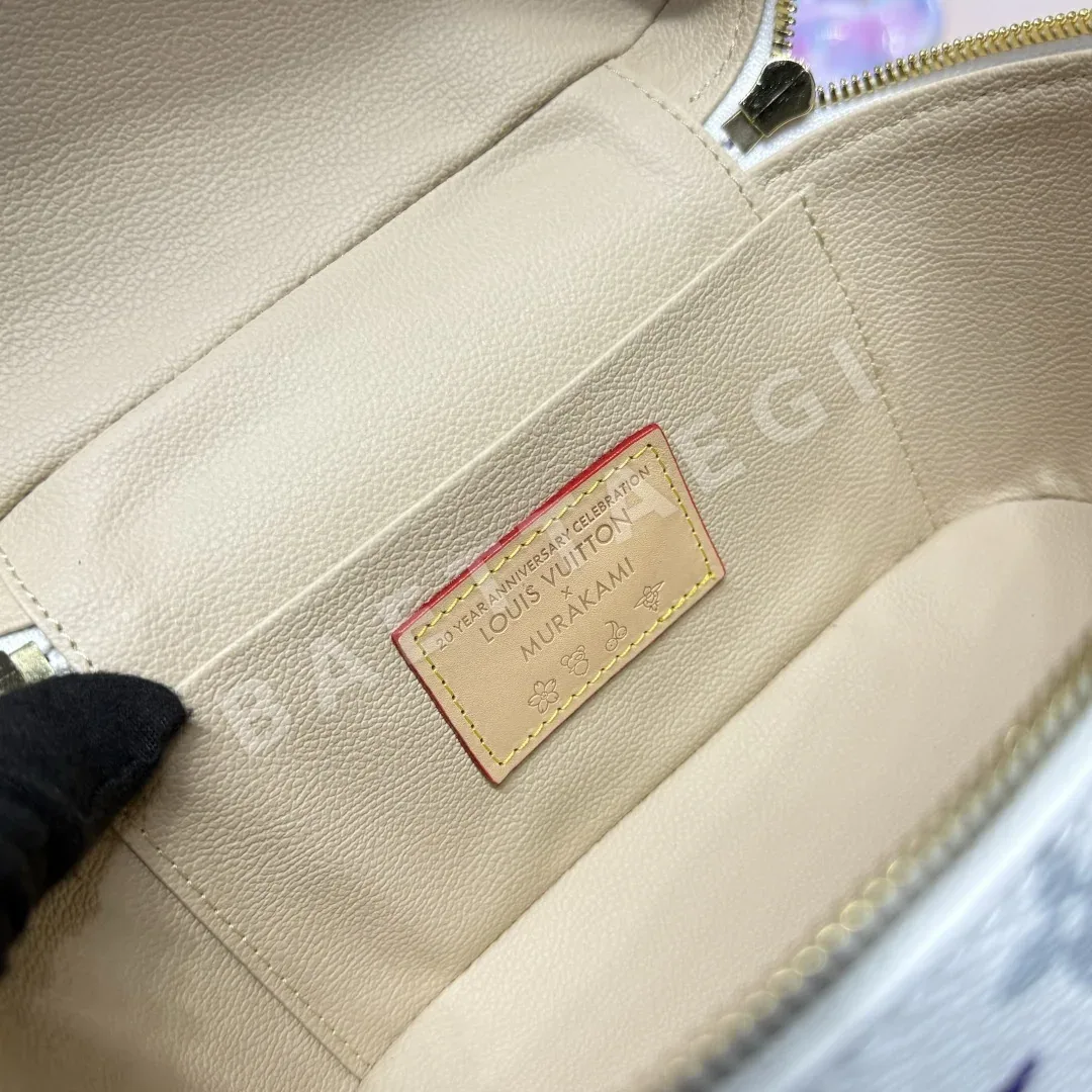 루이비통 미니 메이크업 가방 M13747 상세 이미지 8