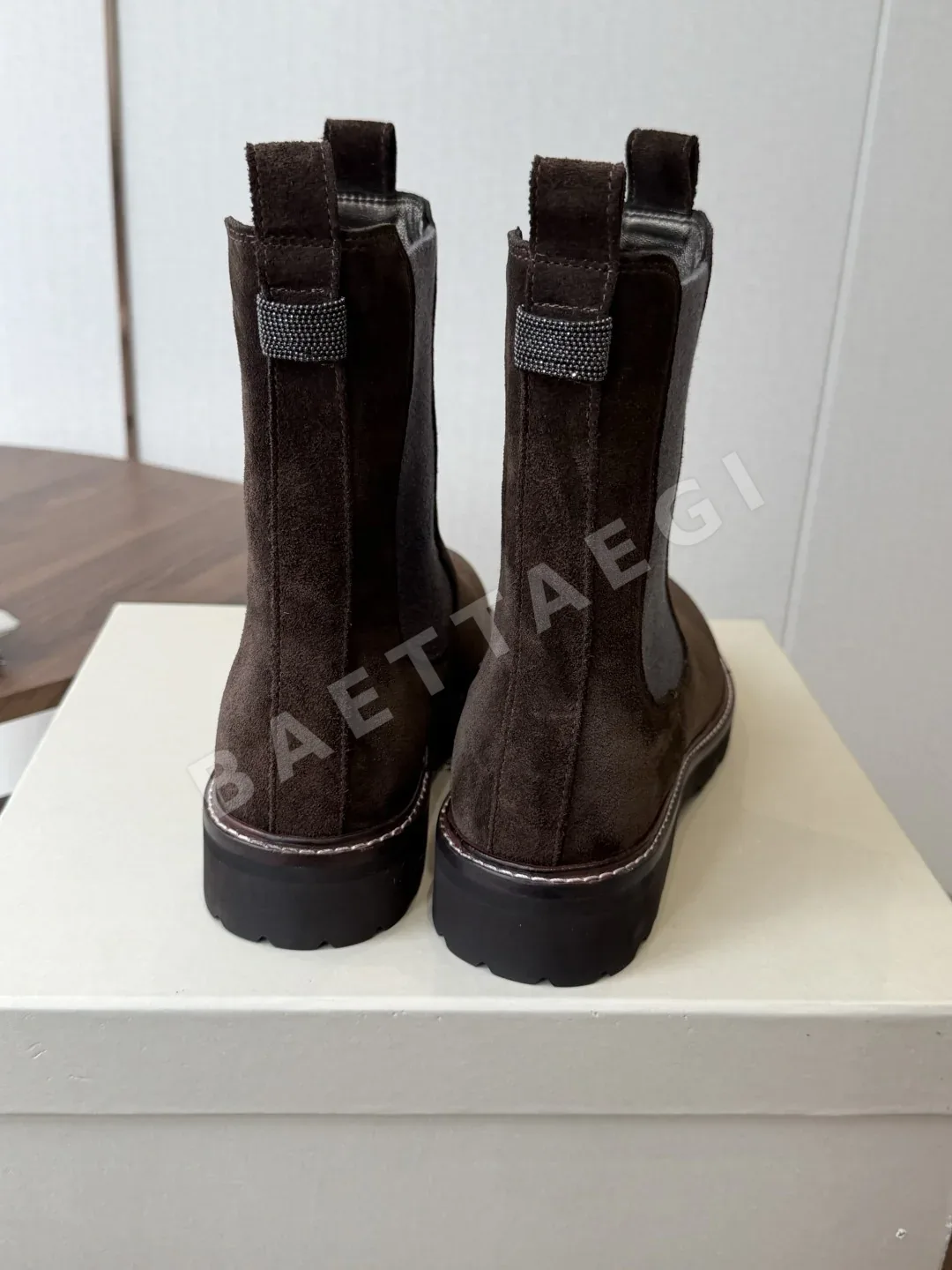 브루넬로쿠치넬리 다이아몬드 장식 미드카프 부츠 상세 이미지 8