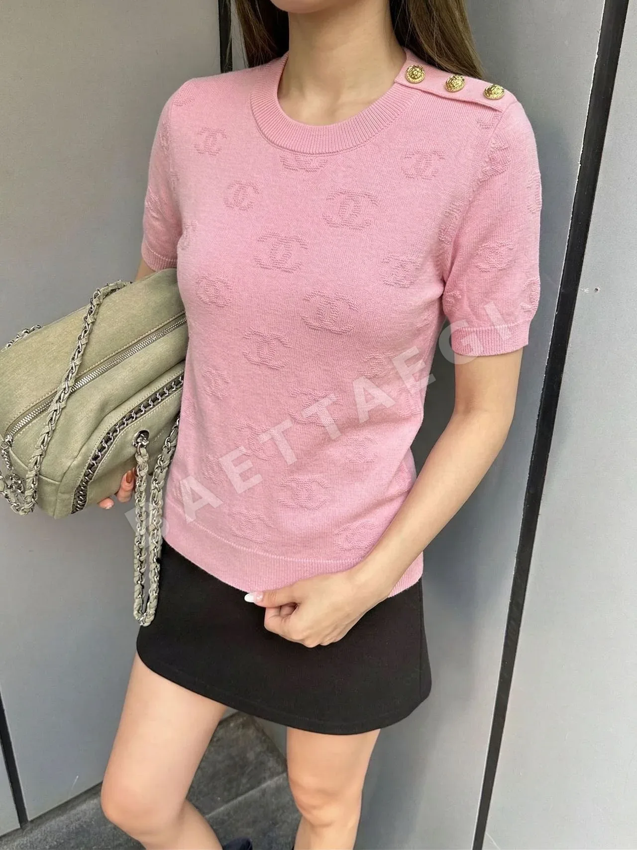 샤넬 더블 C 자카드 슬림핏 크루넥 반팔 니트 상세 이미지 2