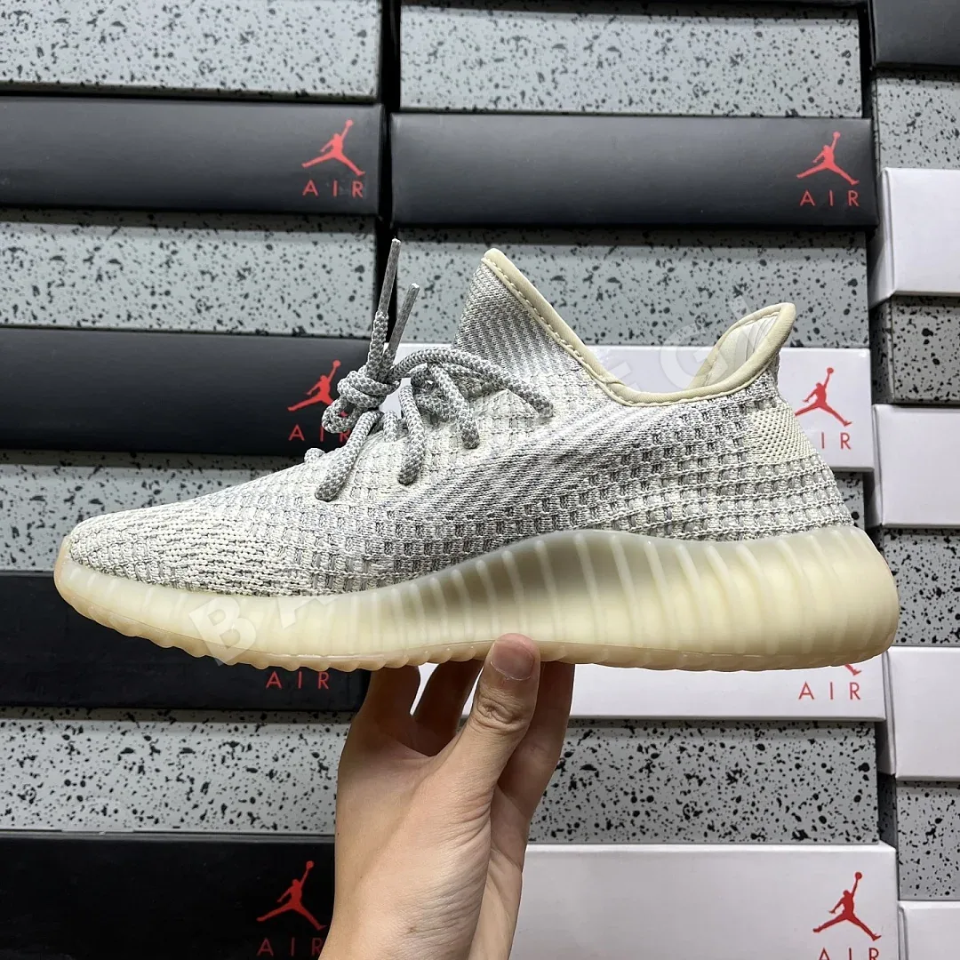 아디다스 [XQ] 이지 부스트 350 V2 FU9161 200785 Adidas Yeezy Boost 350 V2 Lundmark Non 상세 이미지 2