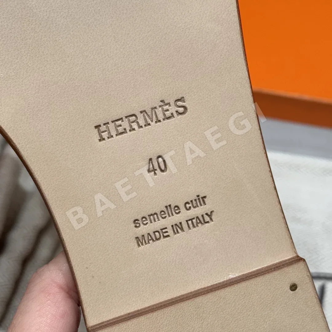 에르메스 오란 샌들 에메랄드그린 알리게이터 H 컷아웃 상세 이미지 9