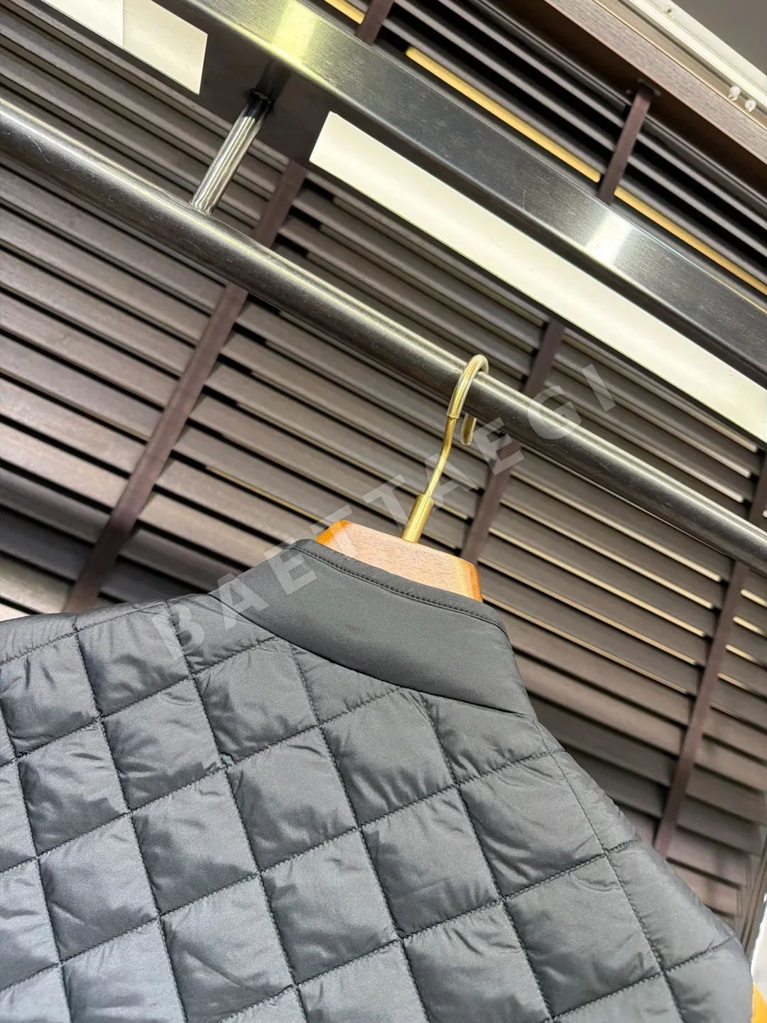 몽클레르 남성 다운 조끼 M9631 상세 이미지 9
