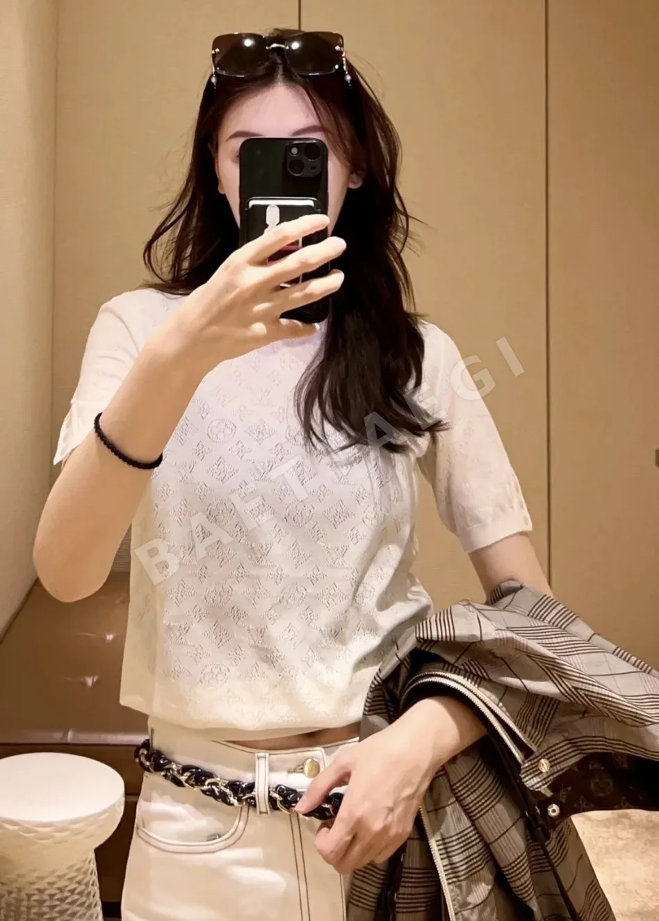 루이비통 울 혼방 시스루 니트 반팔 상세 이미지 9