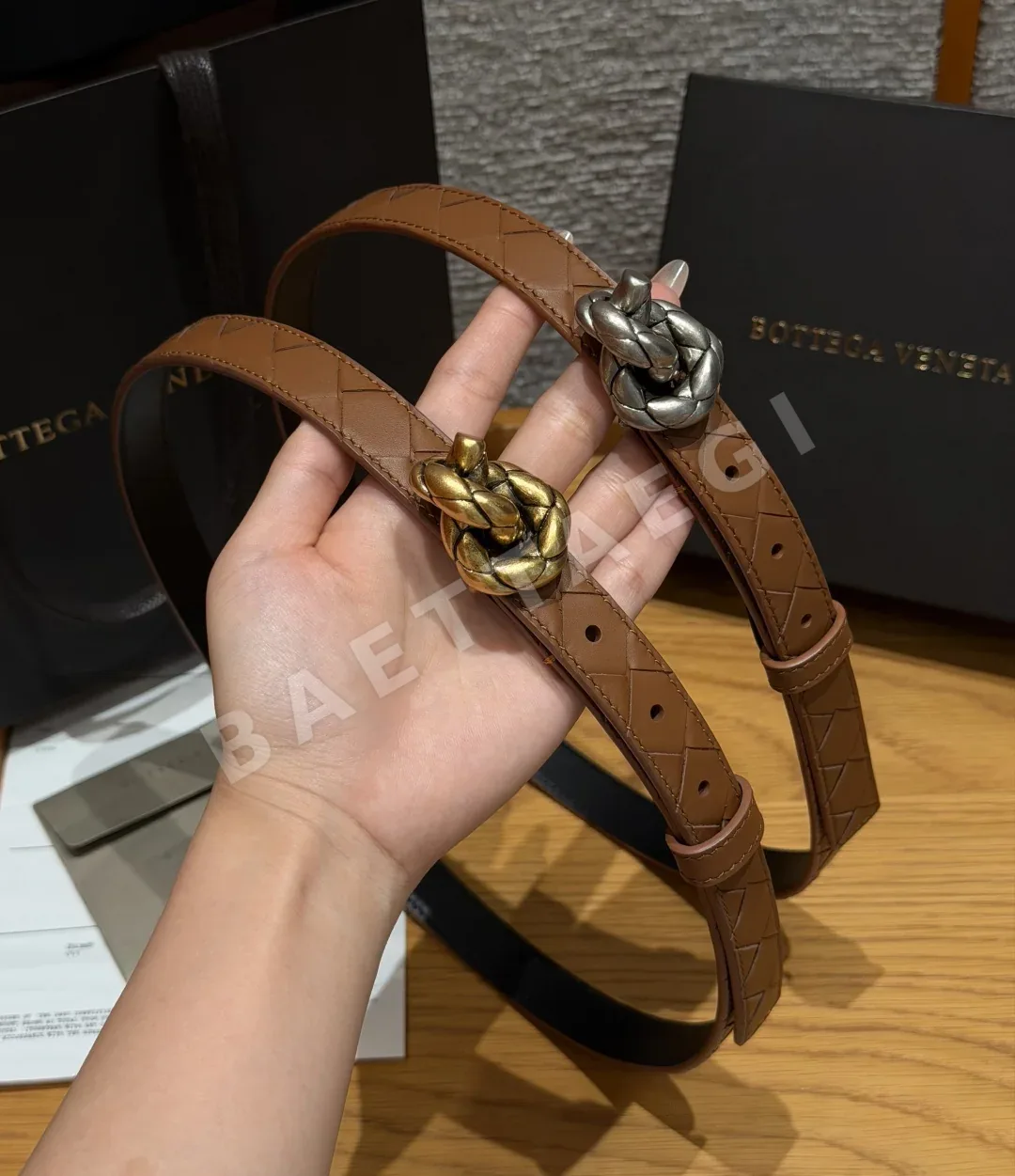 보테가베네타 인트레차토 실키한 소가죽 벨트 상세 이미지 7