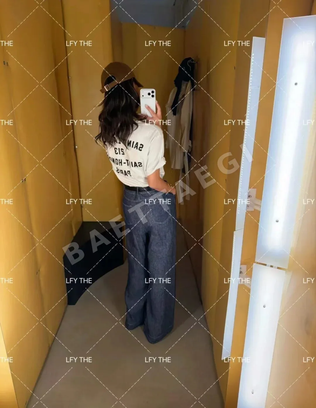 생로랑 여성 크루넥 반팔 티셔츠 상세 이미지 2