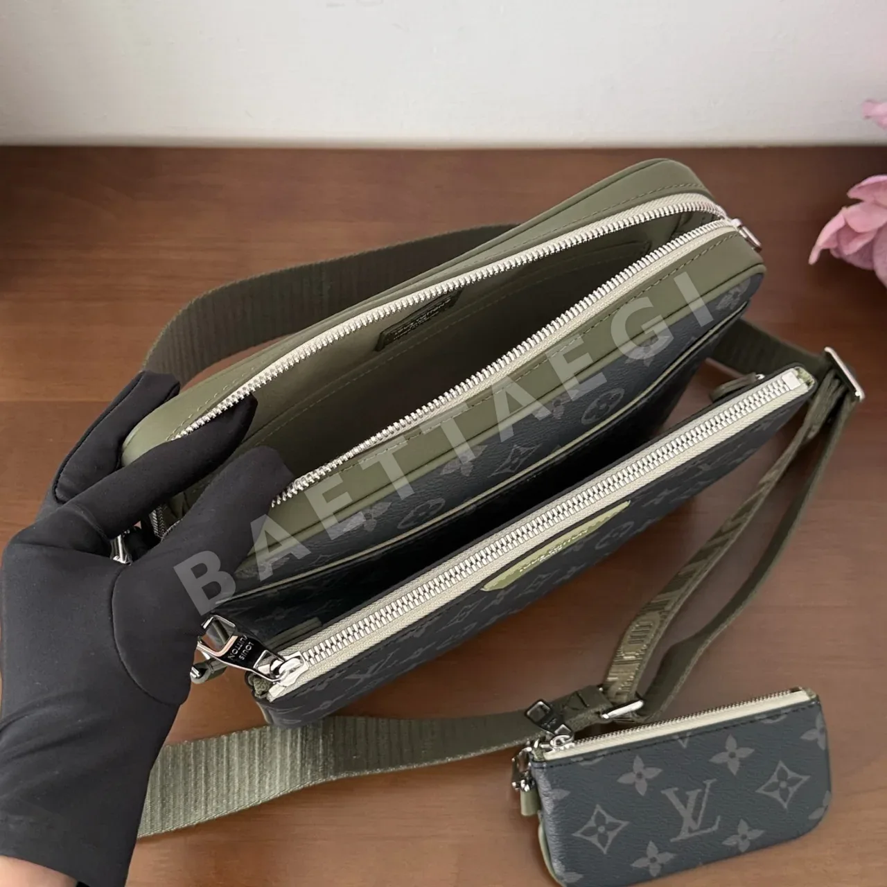 루이비통 트리오 메신저 가방 M28628 상세 이미지 9