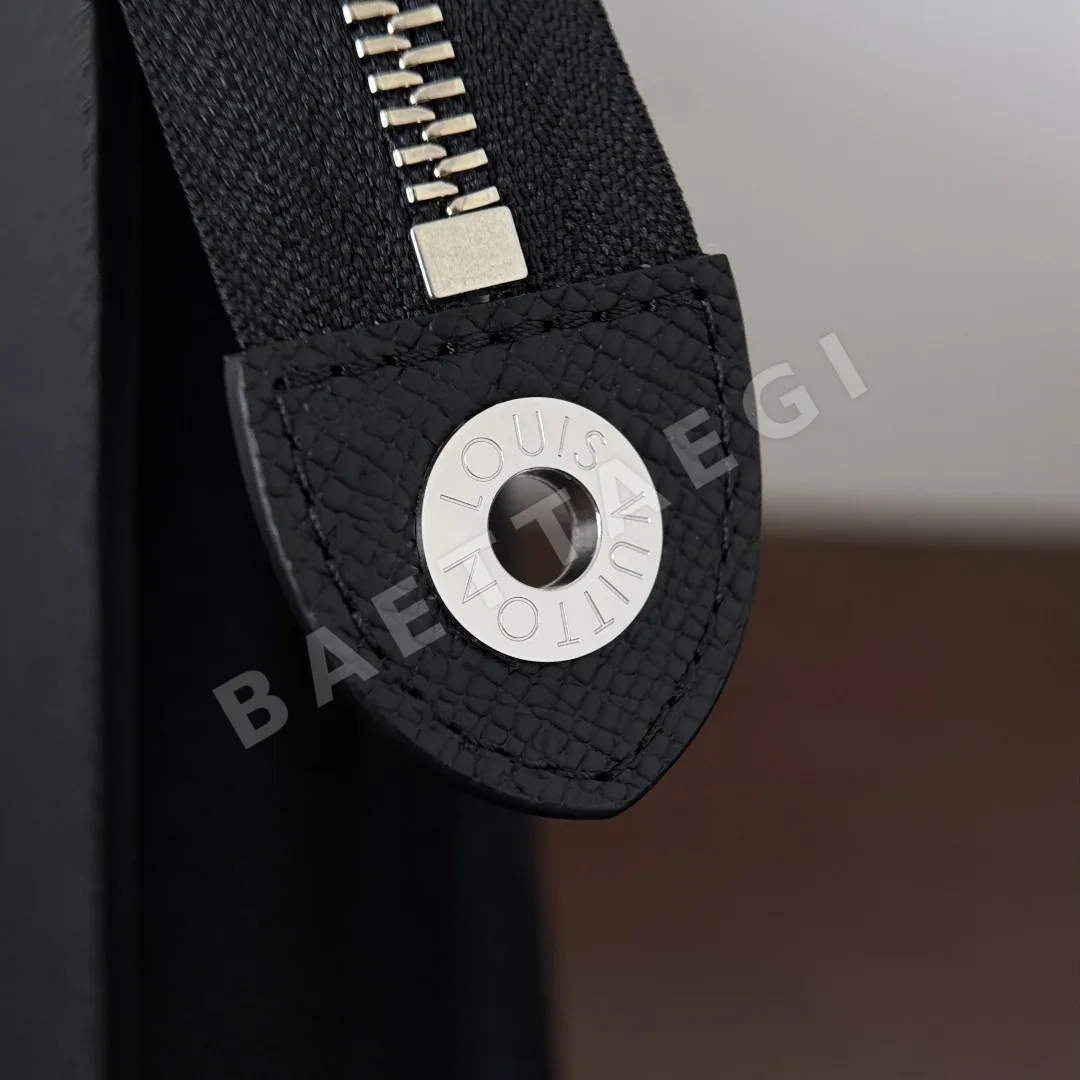 루이비통 모노그램 화장품 가방 M30450 상세 이미지 3