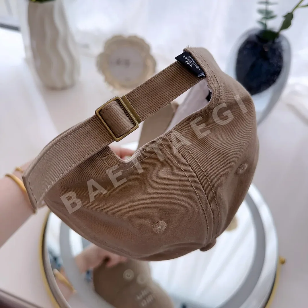 미우미우 모자 81052 Miu Miu Cap 상세 이미지 7