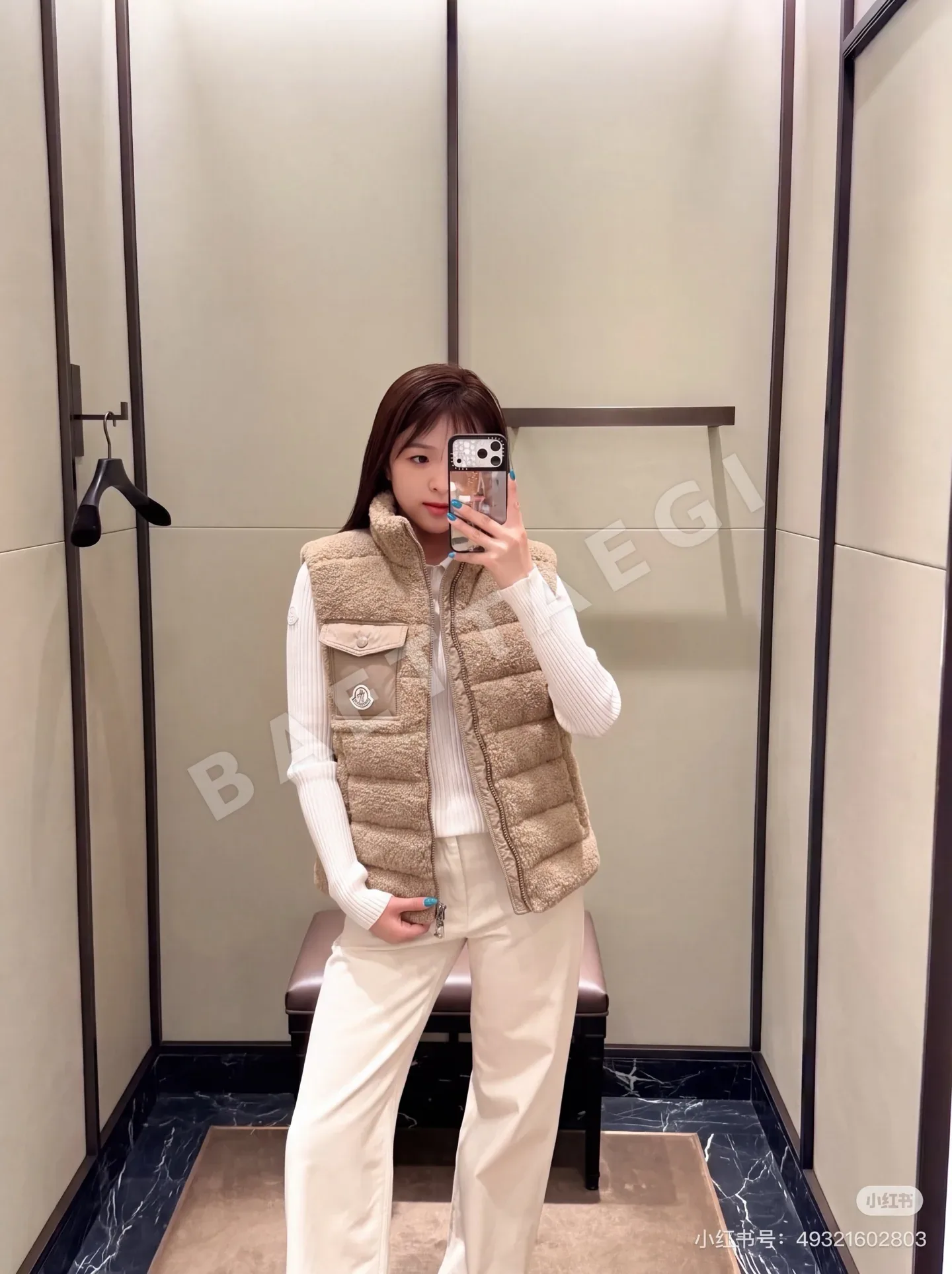 몽클레르 테디베어 플리스 울 다운 여성 조끼 상세 이미지 9