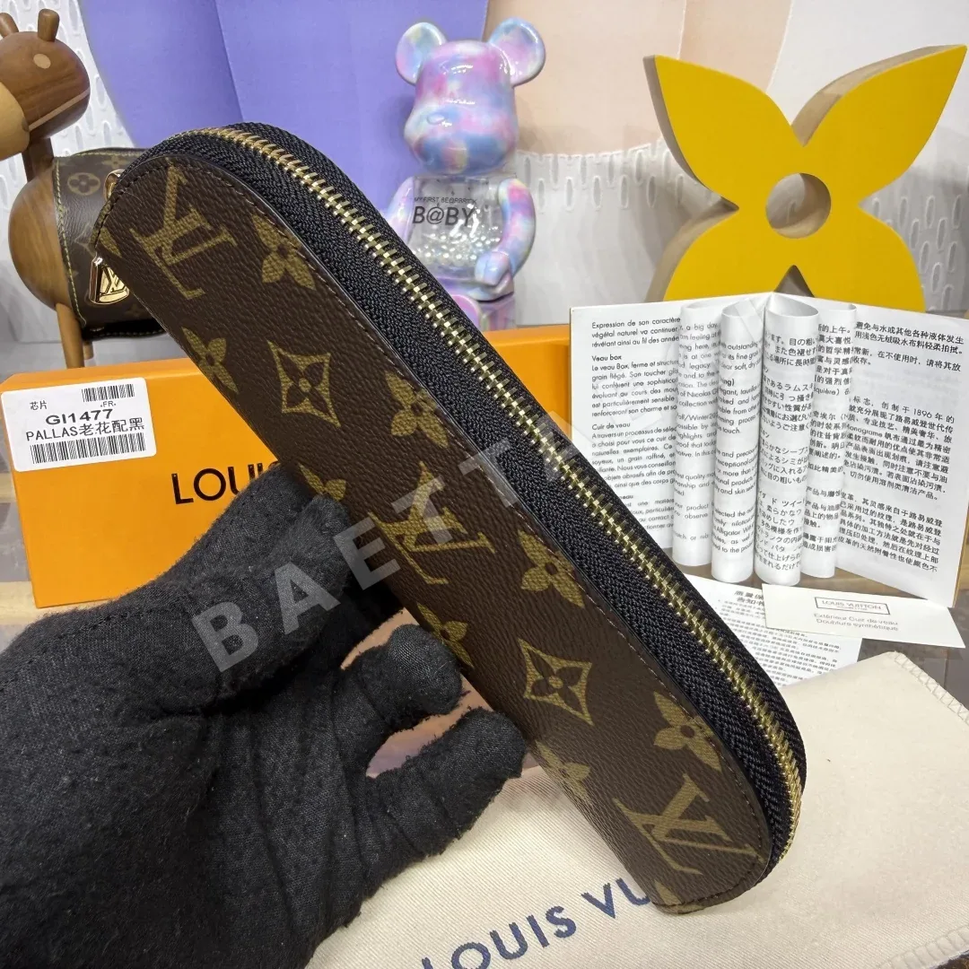 루이비통 모노그램 코팅 캔버스 지갑 상세 이미지 5